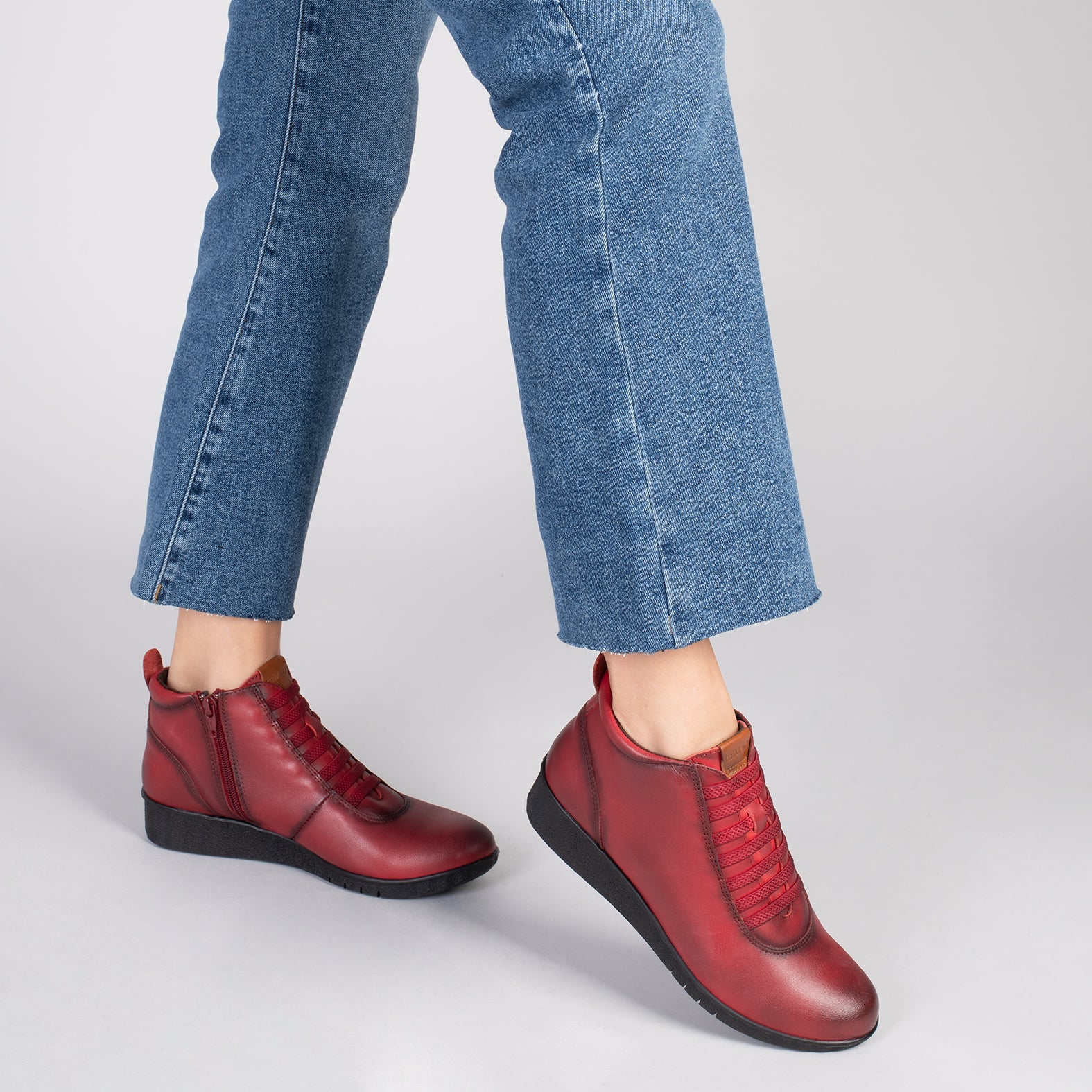 FLEXY - Zapatillas abotinadas ROJO
