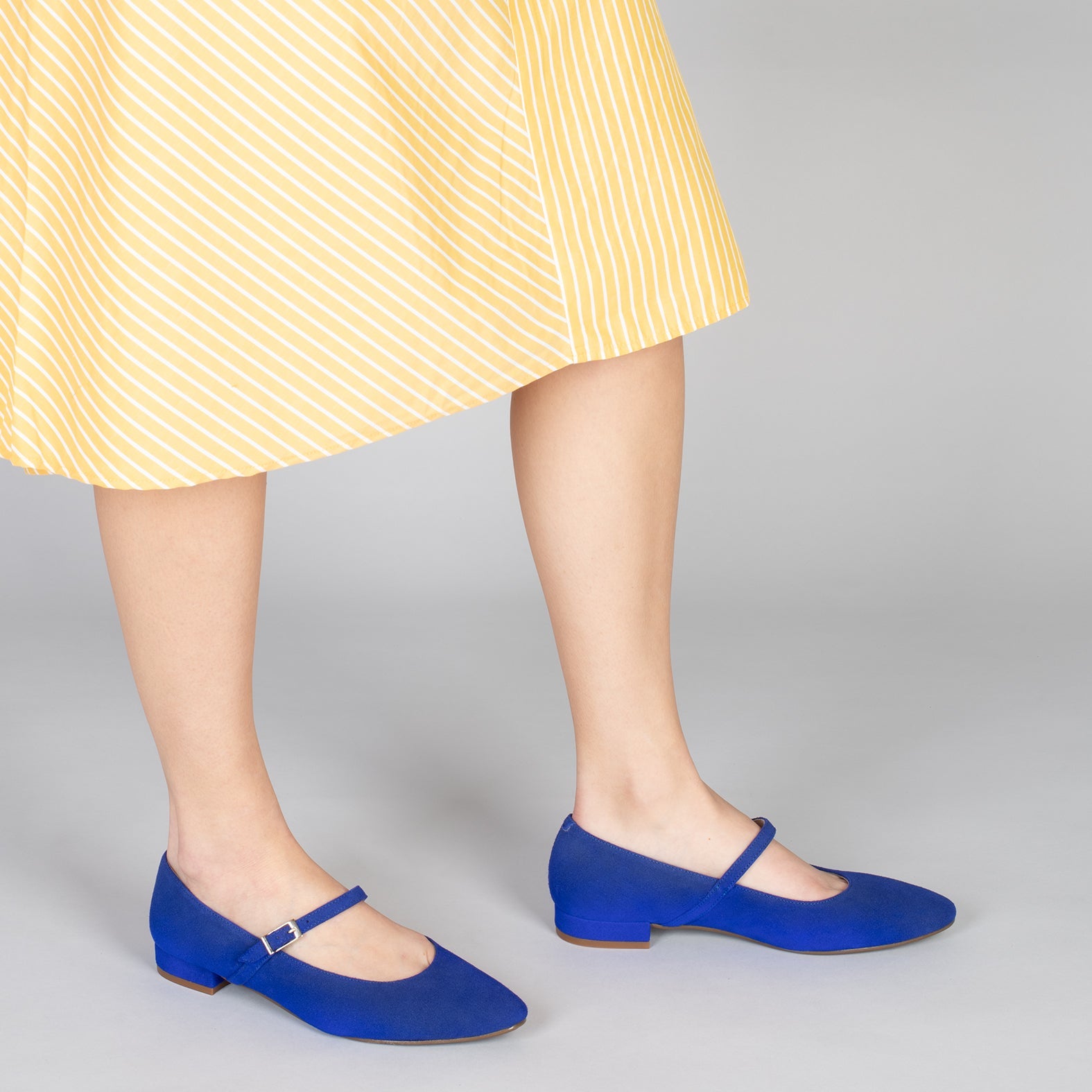 MERCEDITAS - Zapatos planos con hebilla AZUL ELÉCTRICO