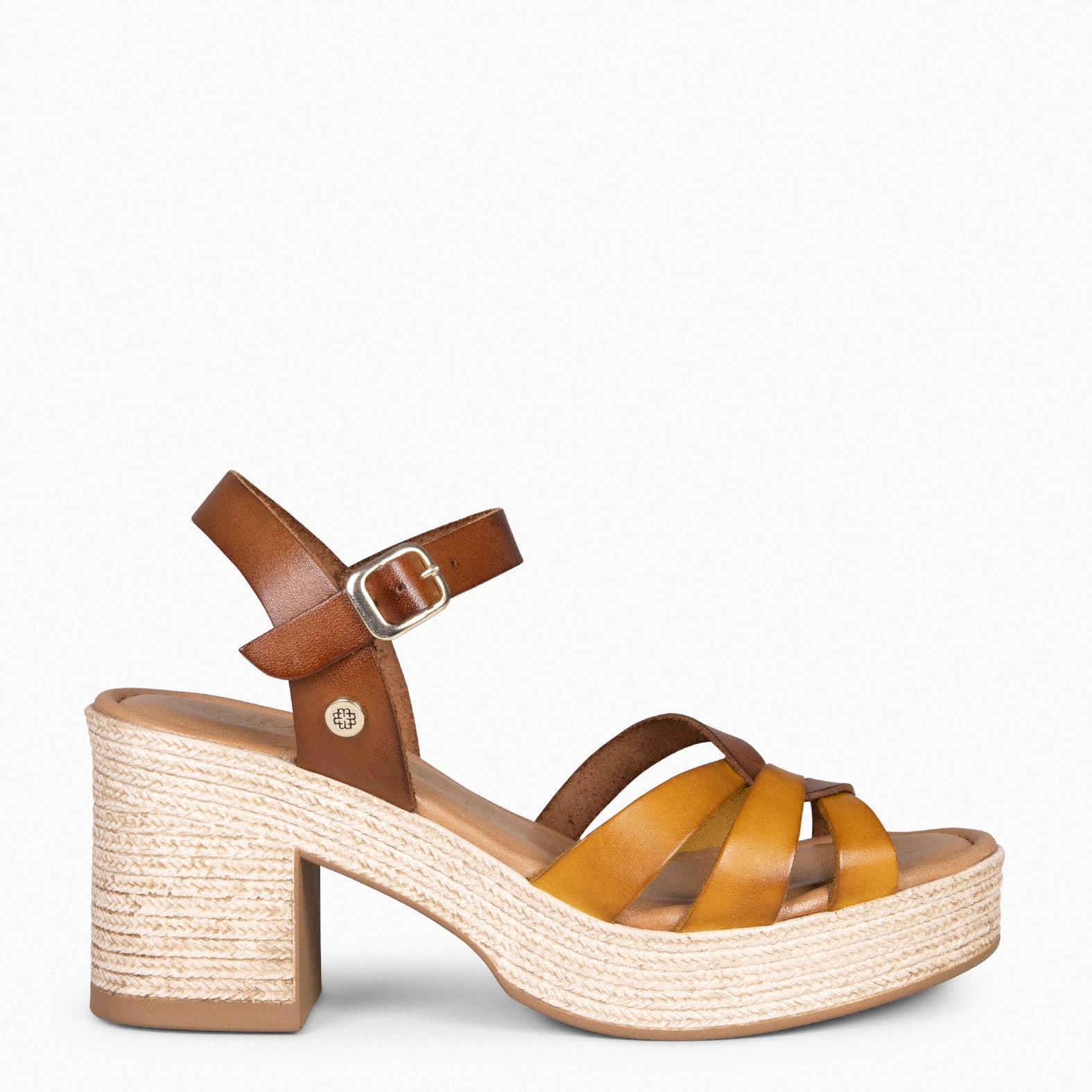 LARISA - Sandalia de plataforma CAMEL