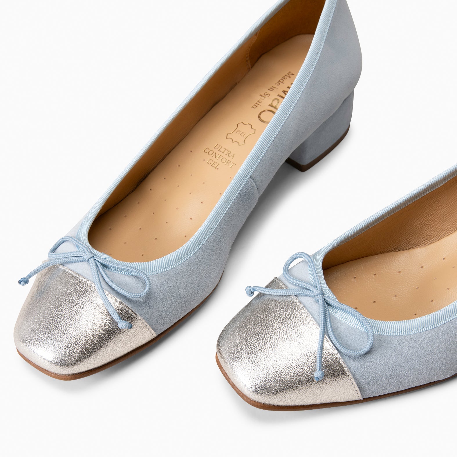 GLAMOUR – Bailarinas con tacón y puntera de napa AZUL