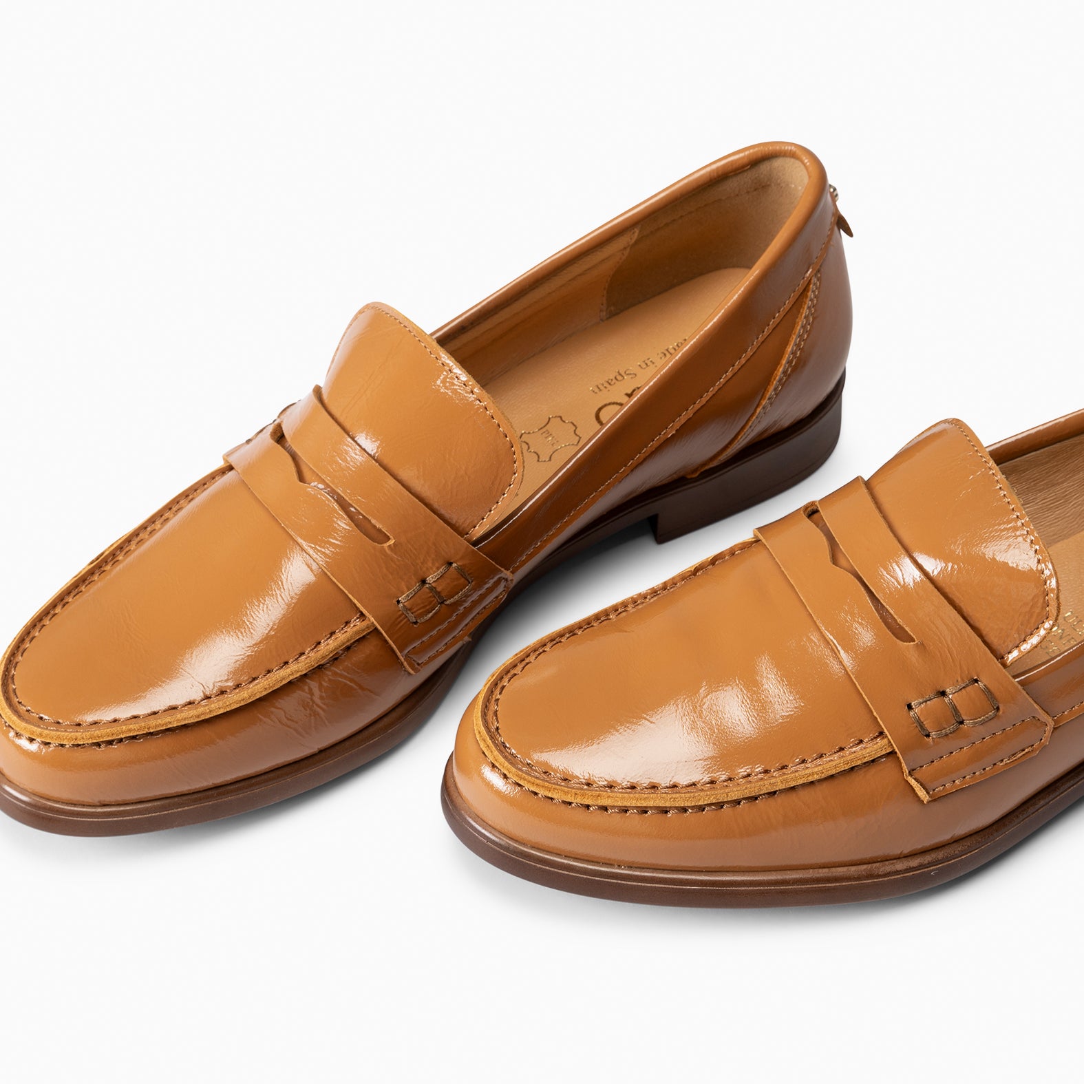ABBY - MOCASÍN ELEGANTE DE NAPA CAMEL