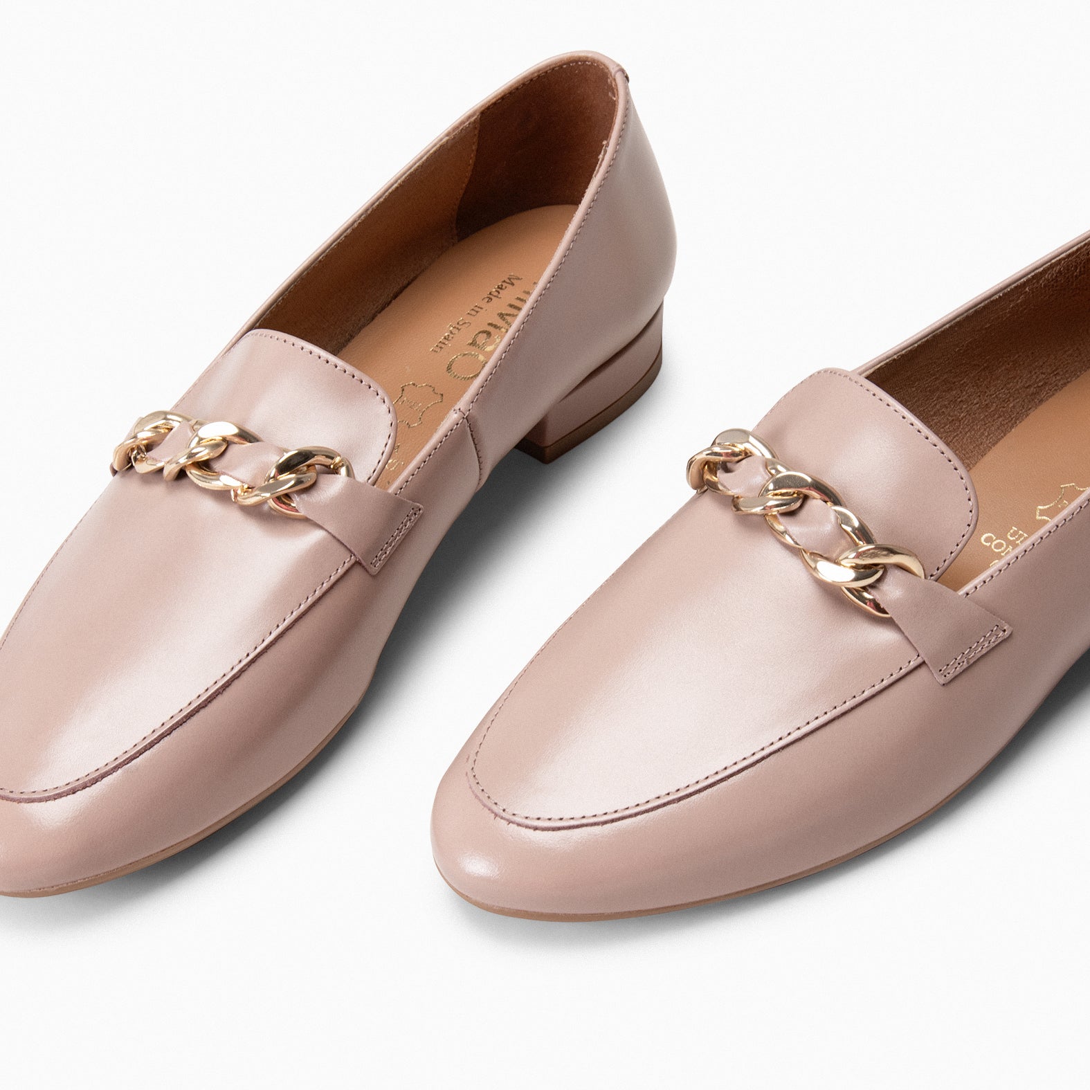 CHAIN – Mocasines planos con adorno metalizado NUDE