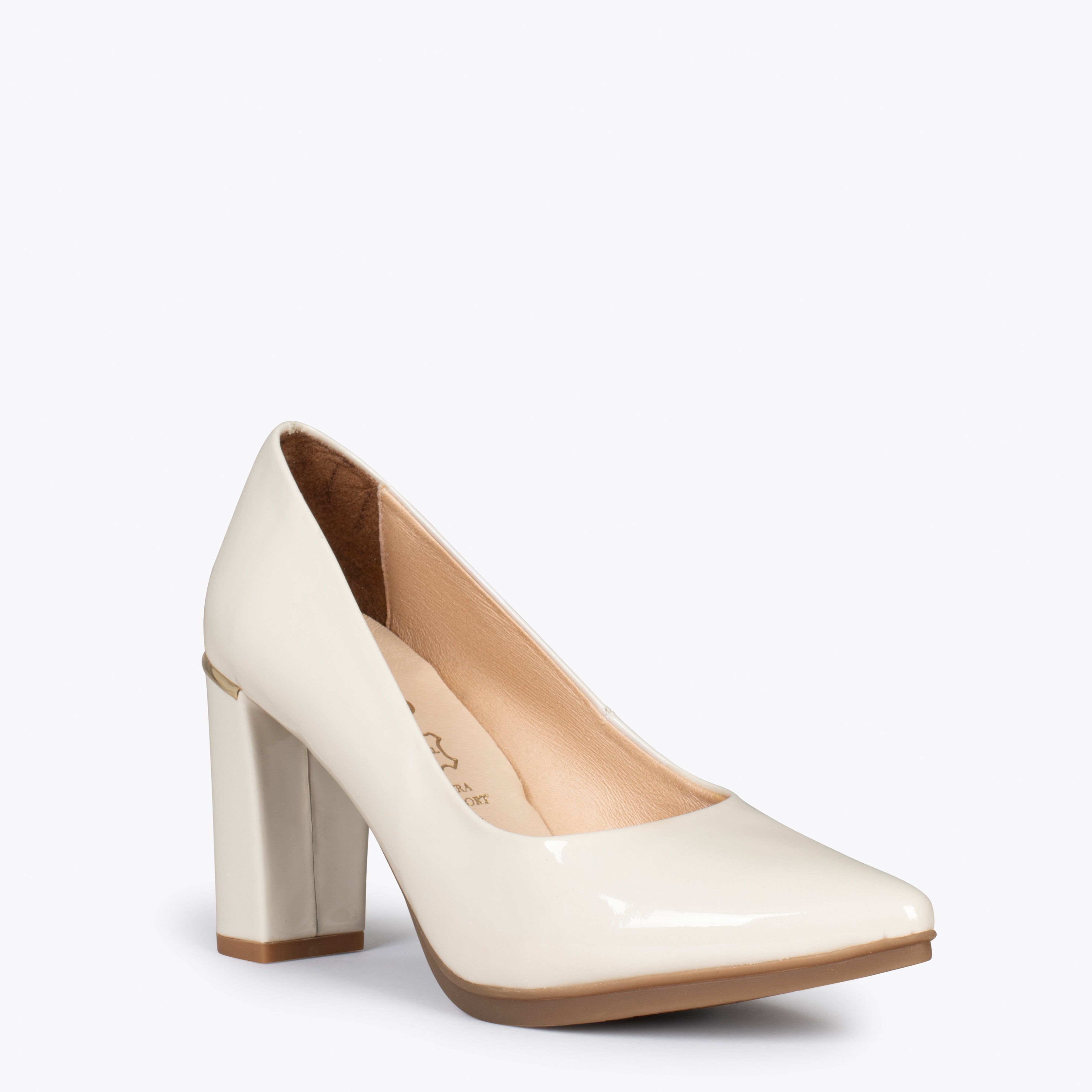 URBAN CHAROL – Zapatos de tacón de charol con adorno metálico HIELO