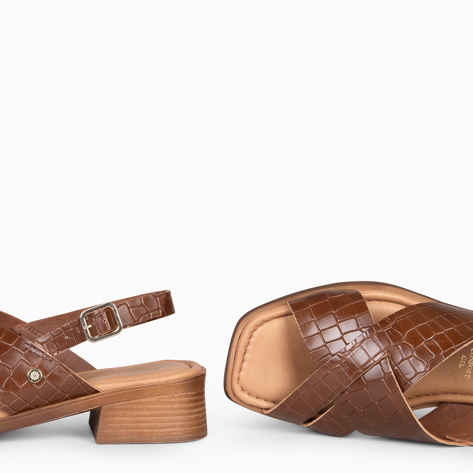 BETANIA - Sandalias planas de piel grabado coco MARRÓN