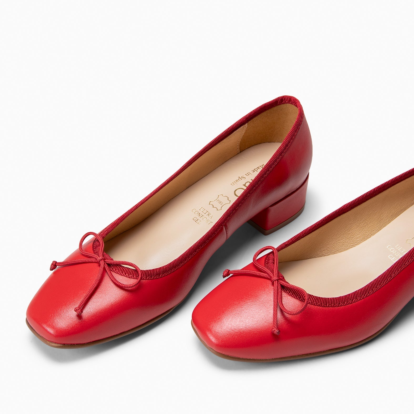 OPERA - Bailarinas con tacón ROJO