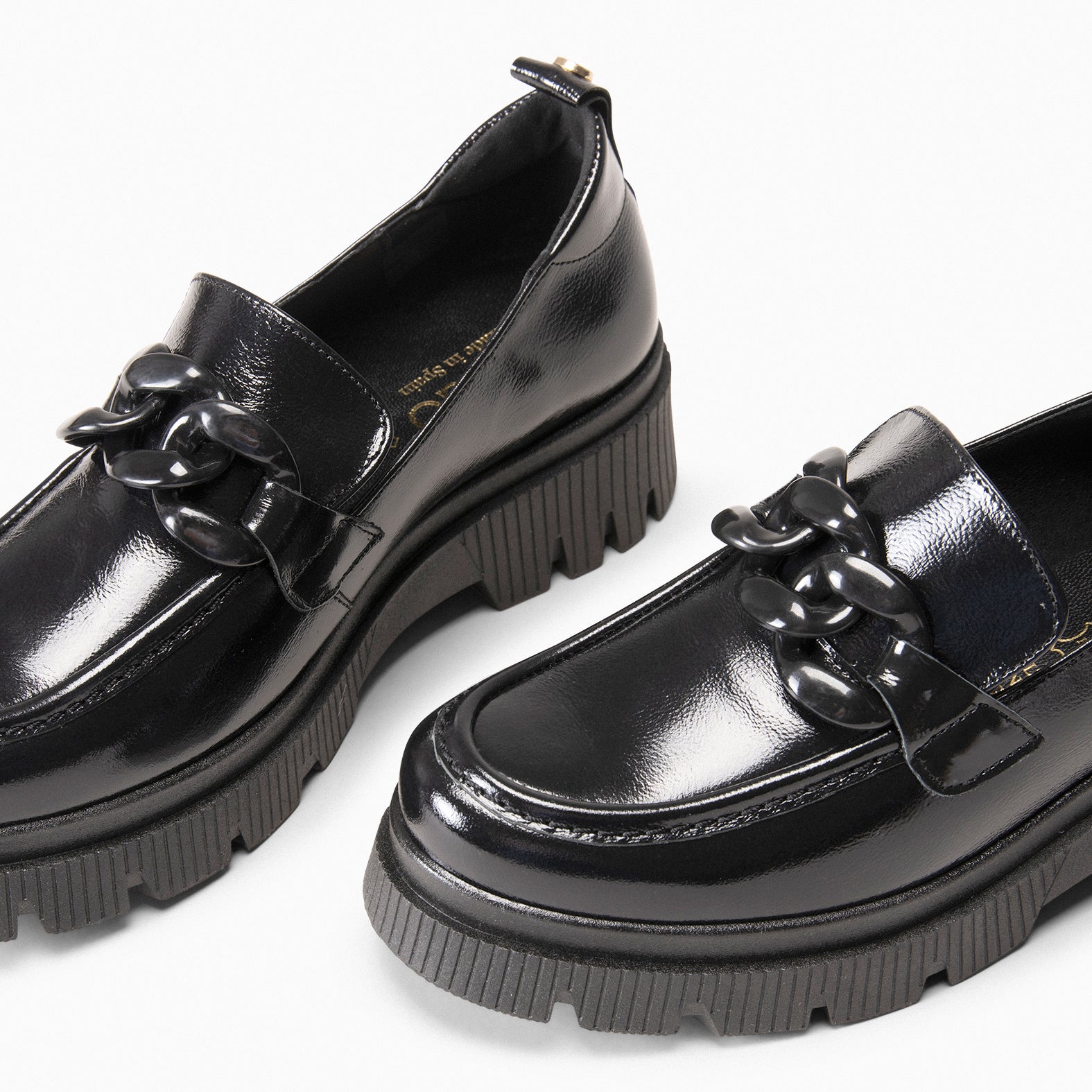 LOLA - Mocasín NEGRO con suela track