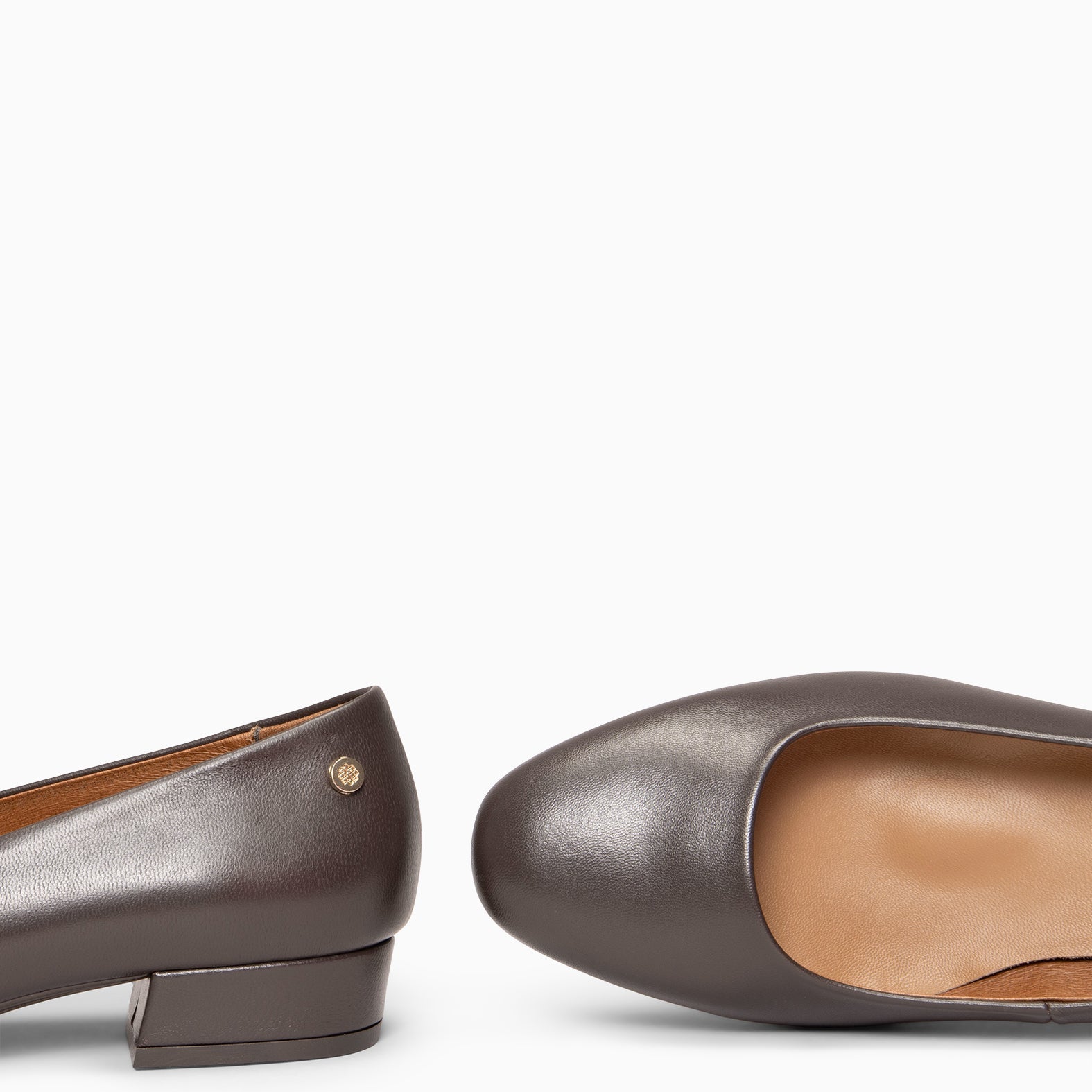 URBAN XS - Zapatos de tacón bajo MARRON