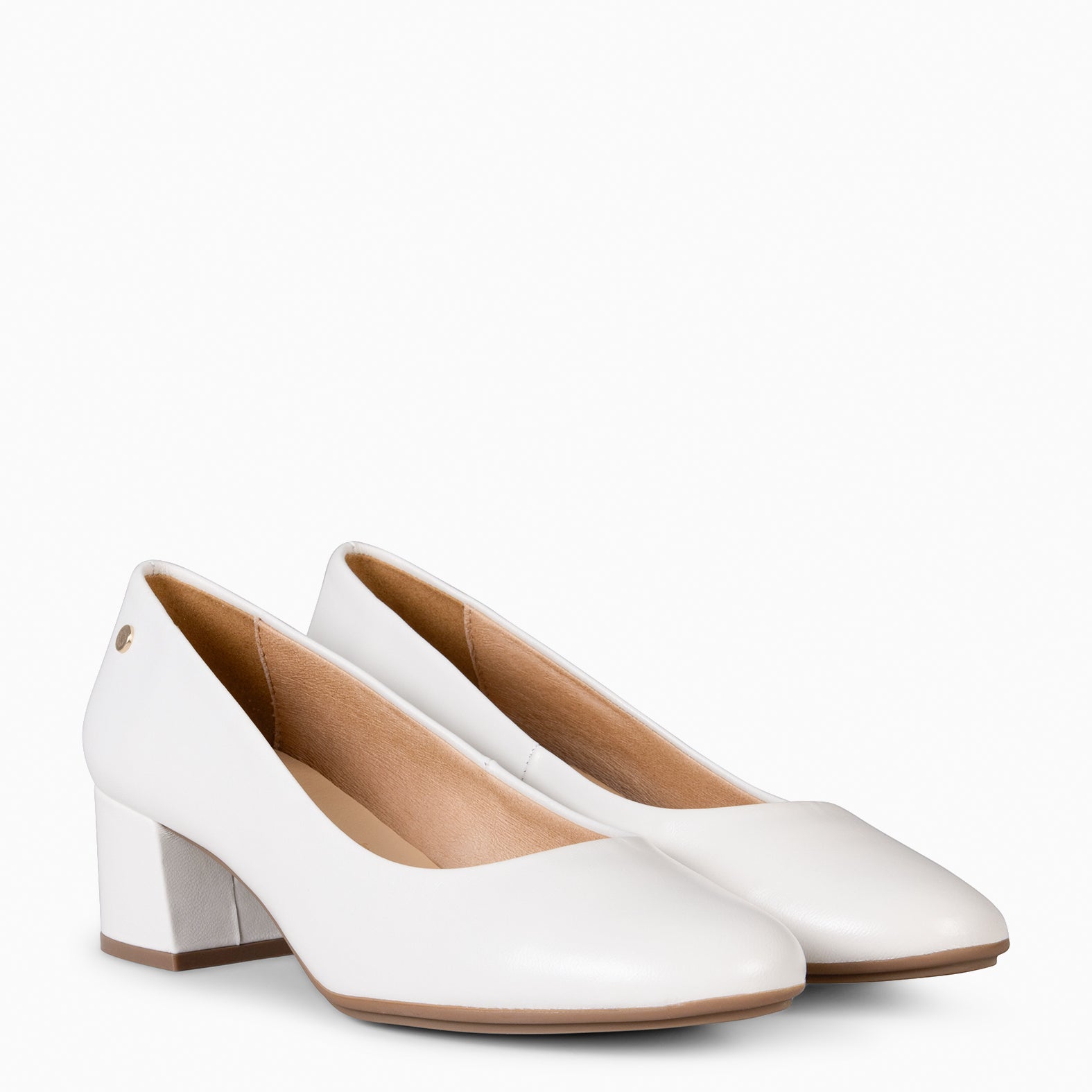 URBAN REDONDO SALÓN – Zapatos de tacón bajo de napa MARFIL