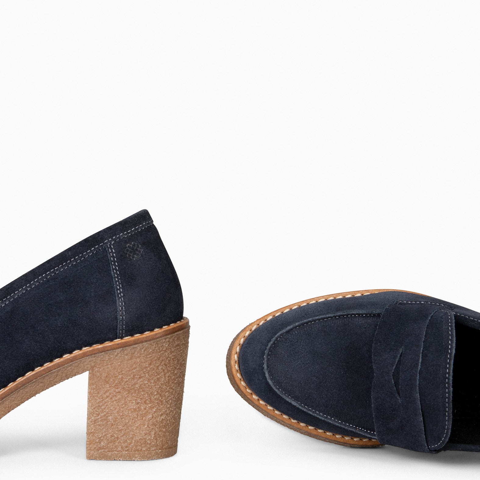 MOKKA – Mocasín de serraje con tacón MARINO