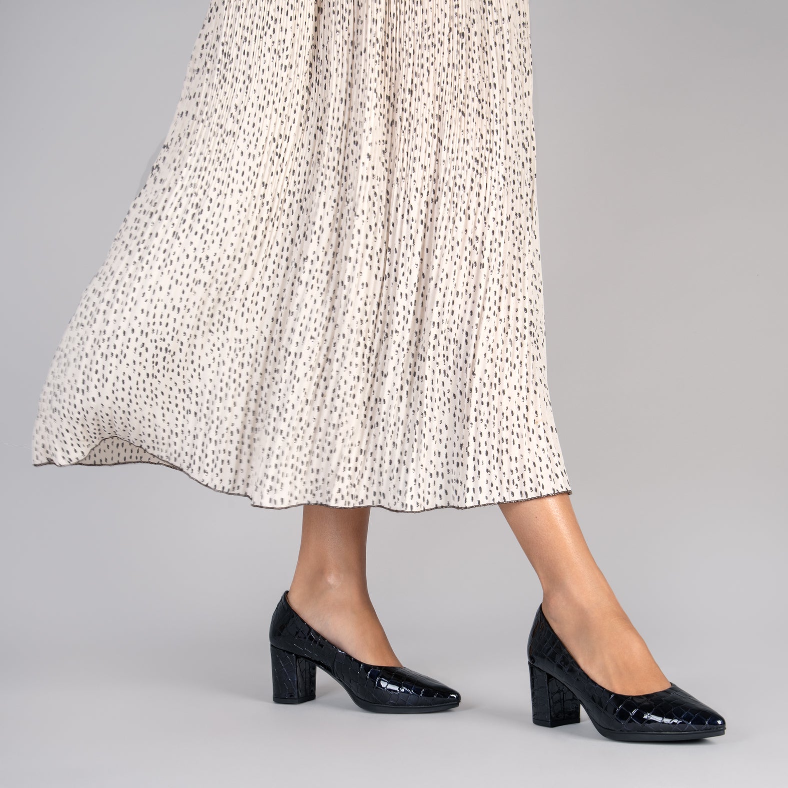 URBAN S COCO – Zapatos de tacón con textura de cocodrilo NEGRO
