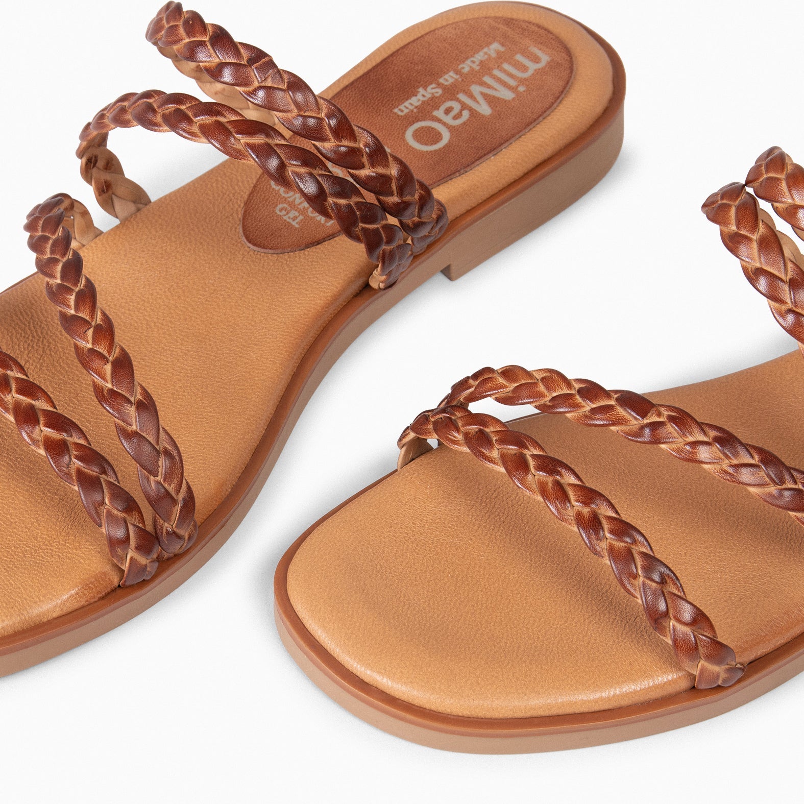HIDRA - Sandalias planas trenzadas CAMEL