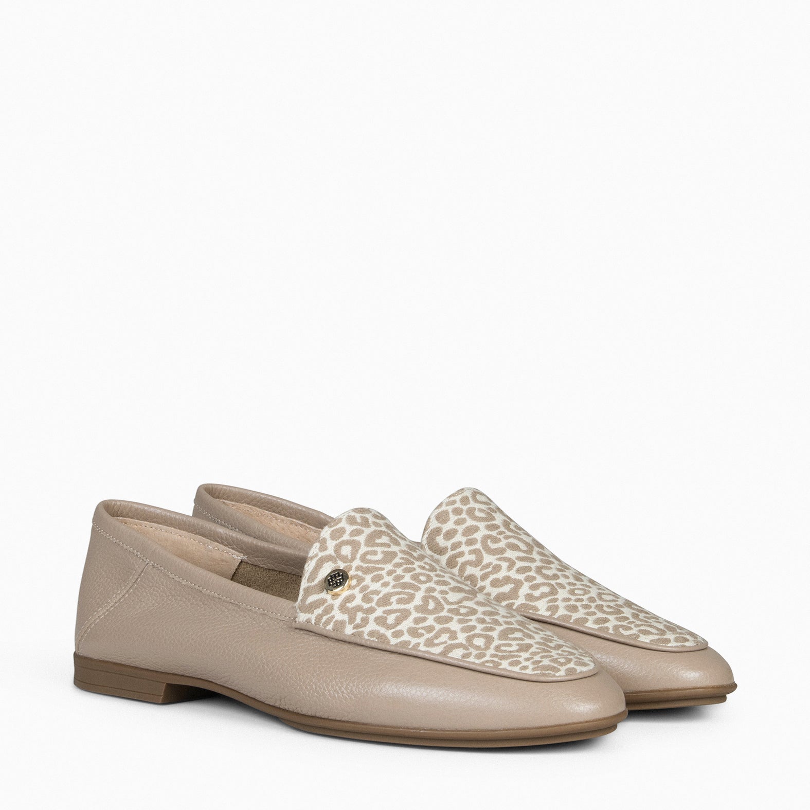 STYLE SAUVAGE - Mocasín tacón bajo TAUPE
