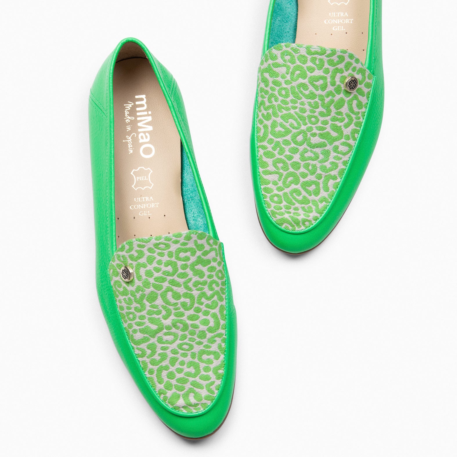 STYLE SAUVAGE - Mocasín tacón bajo VERDE
