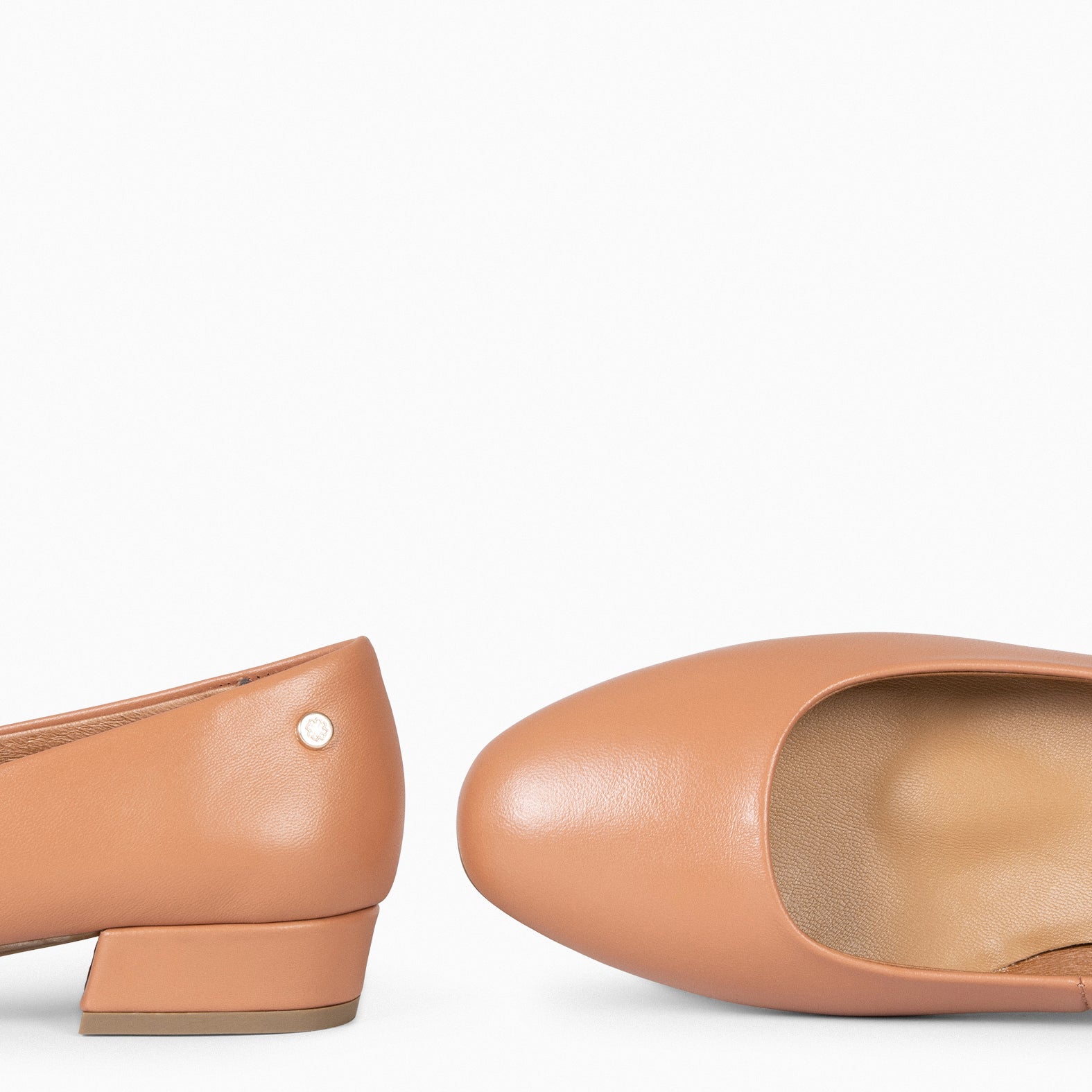 URBAN XS - Zapatos de tacón bajo CAMEL
