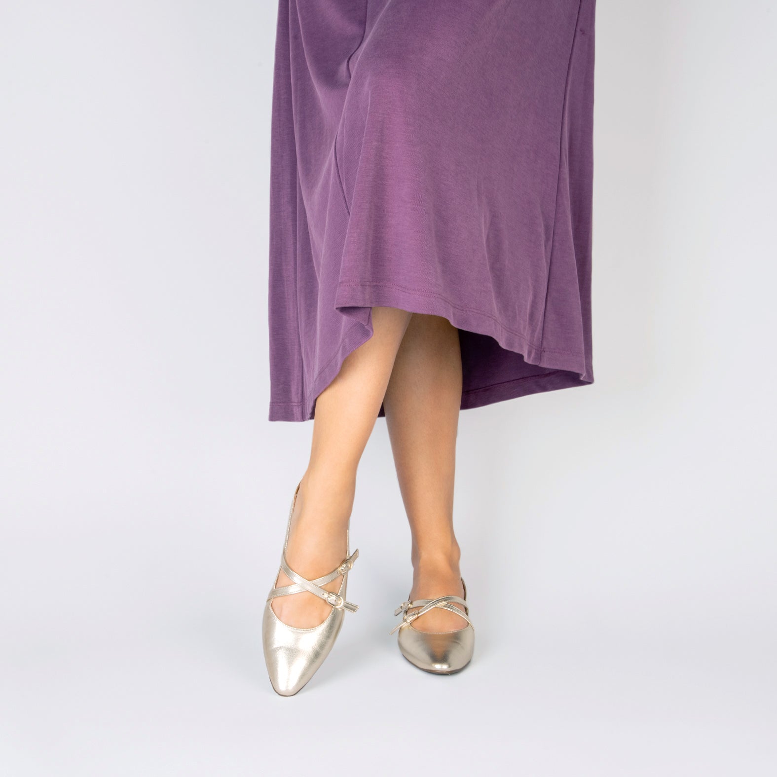 TERESA - Mercedita de tacón bajo con tiras cruzadas PLATINO