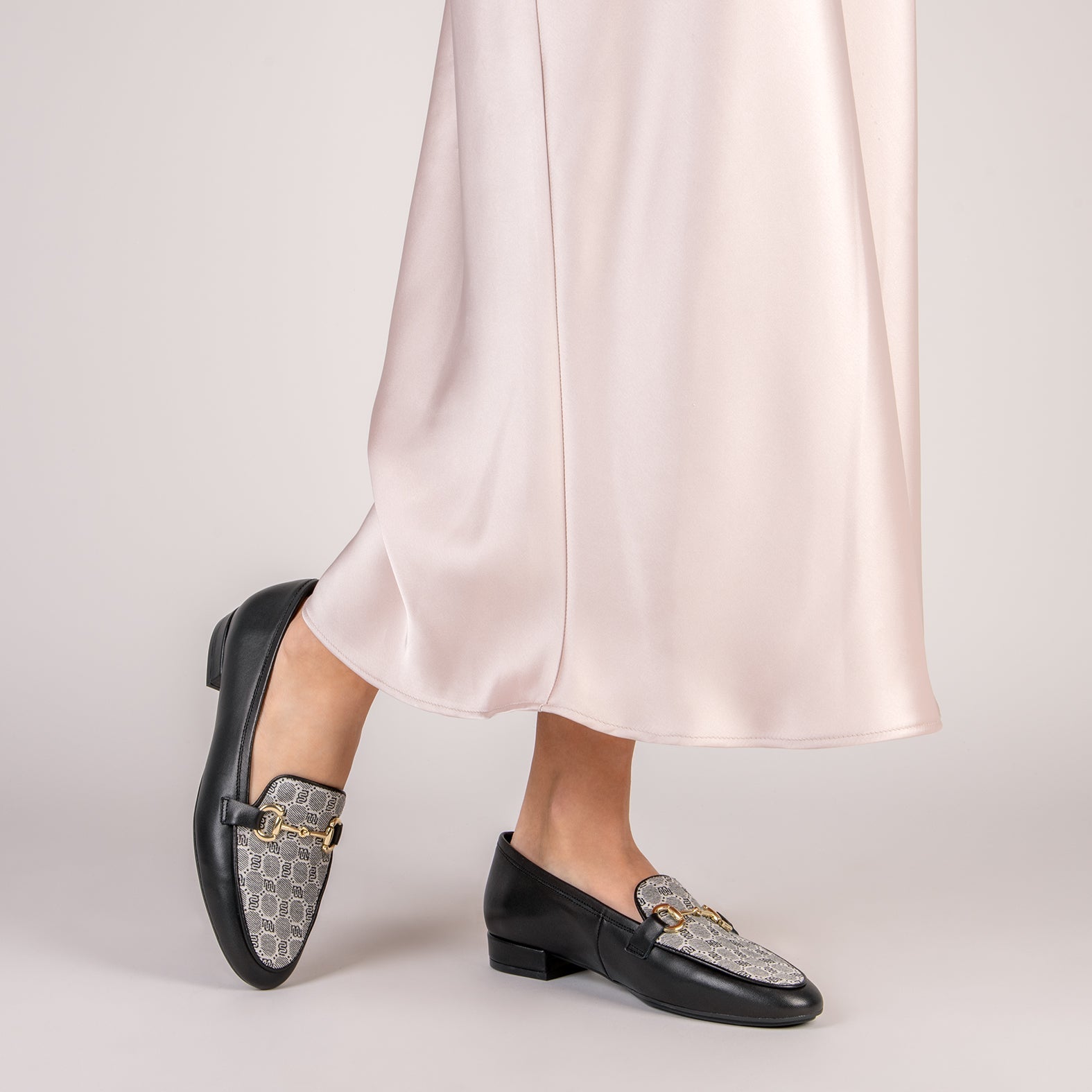 CALYPSO - Mocasines Tacón Ancho NEGRO