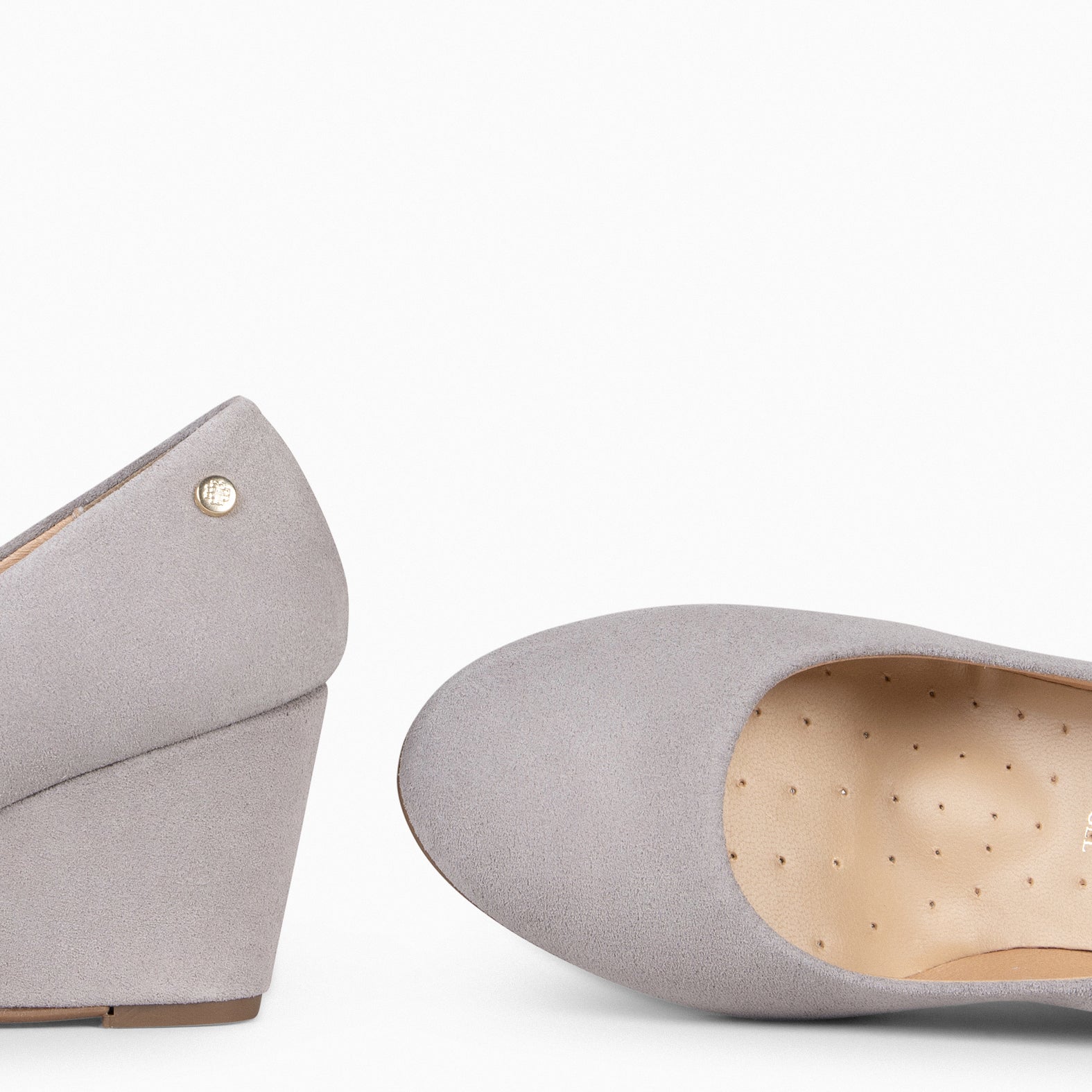 REDONDO CUÑA – Zapato de mujer con cuña GRIS