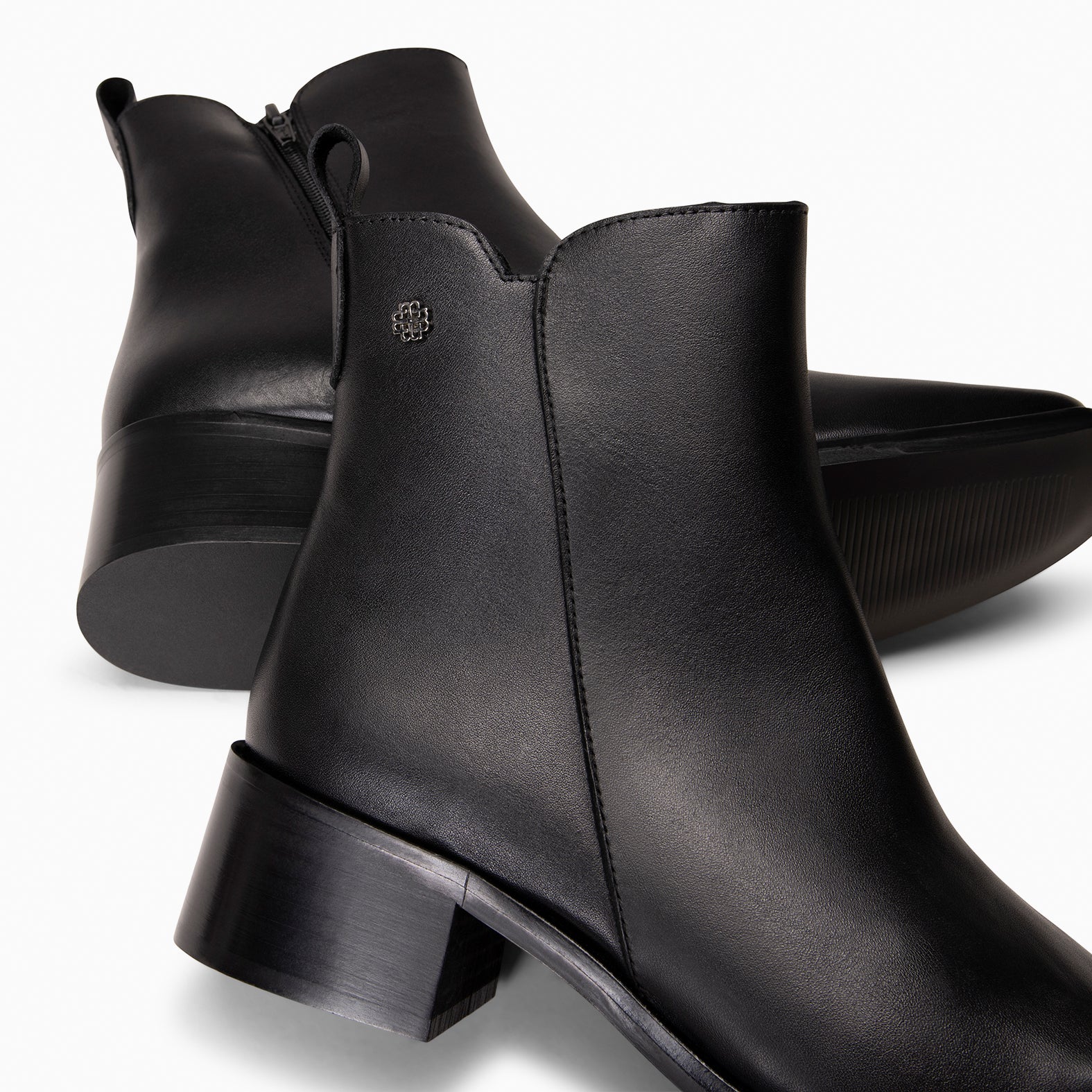 BERLIN - Botines bajos de mujer de piel NEGRO