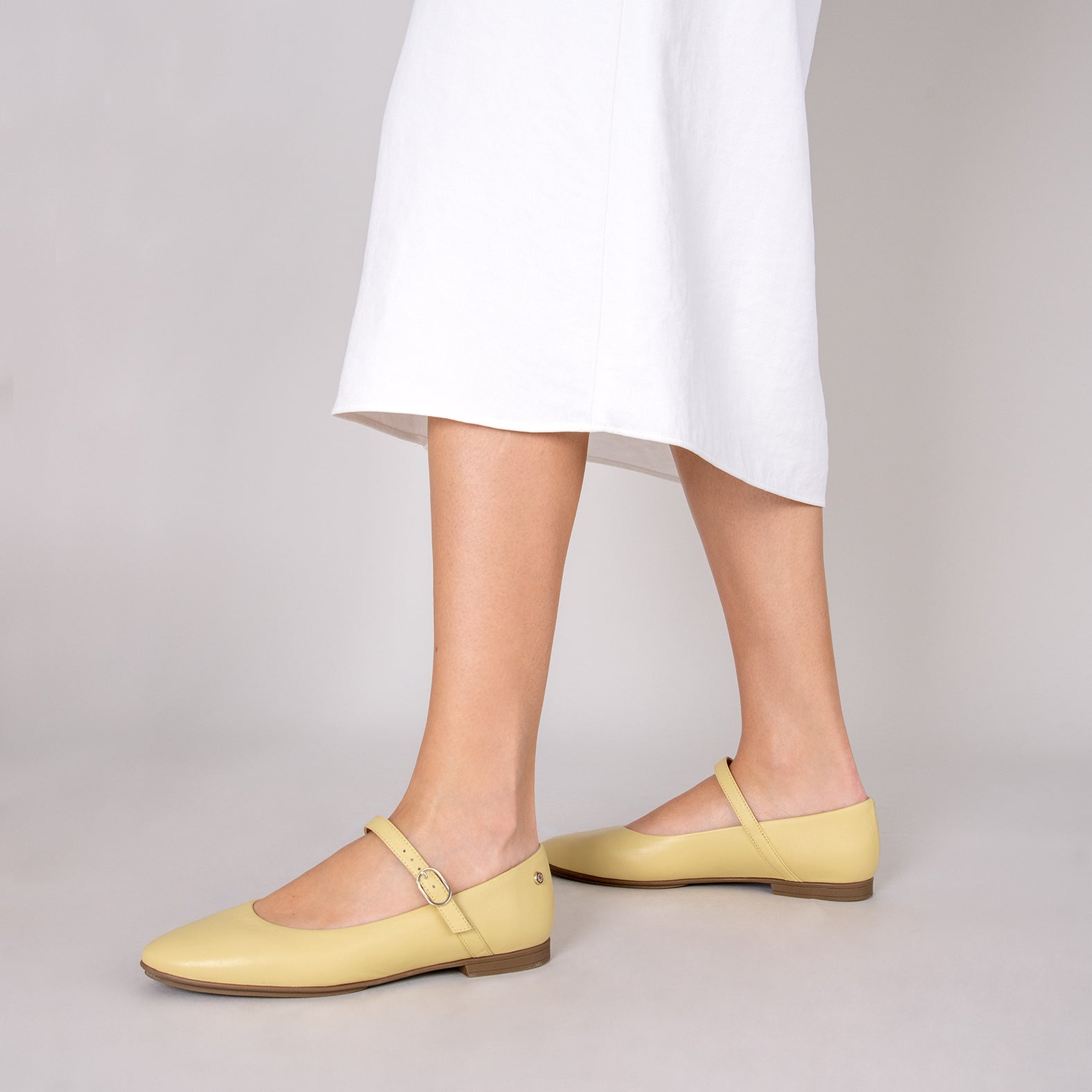 ROSALIE - Merceditas con puntera redonda AMARILLO