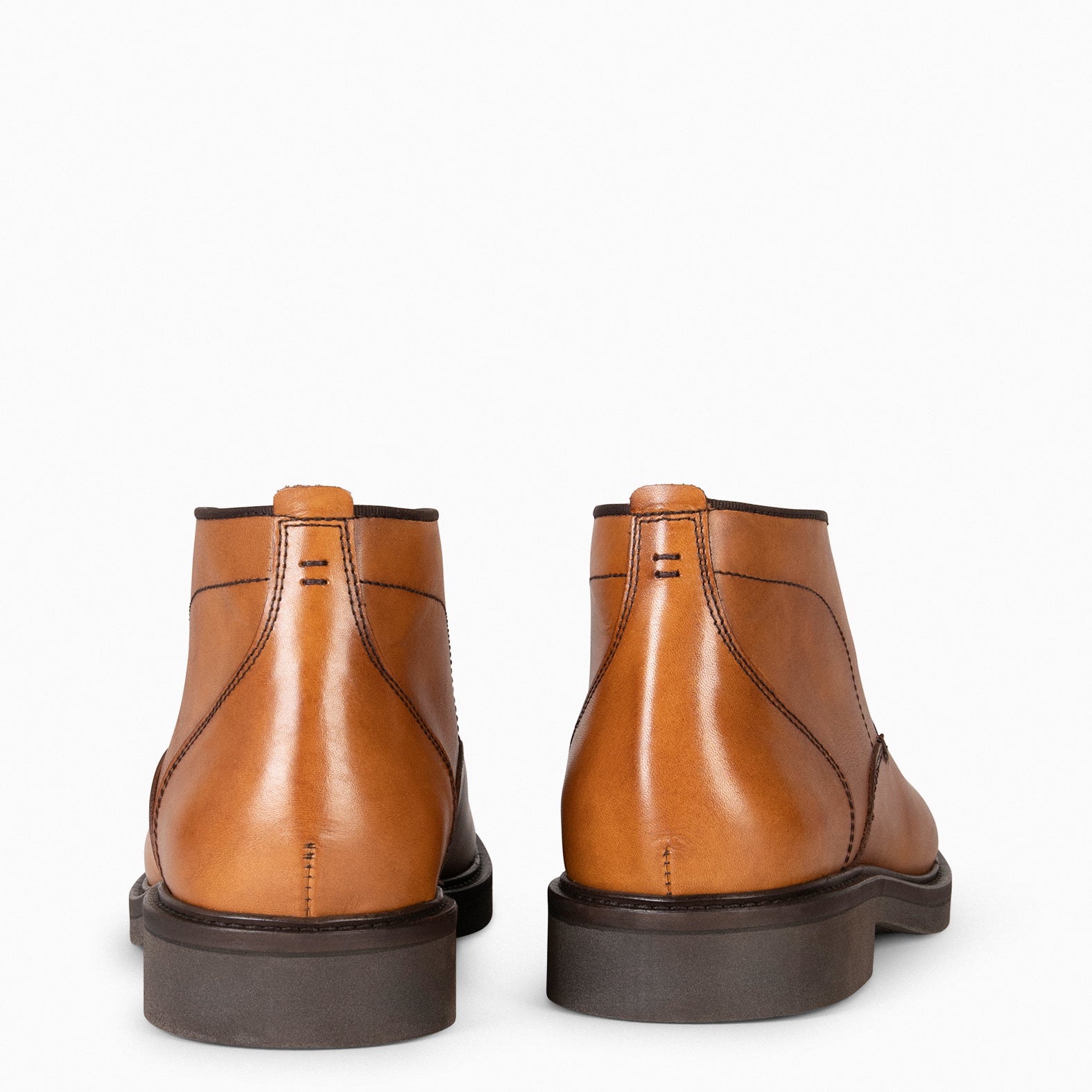 CERVANTES – Botín de hombre con cordones CAMEL