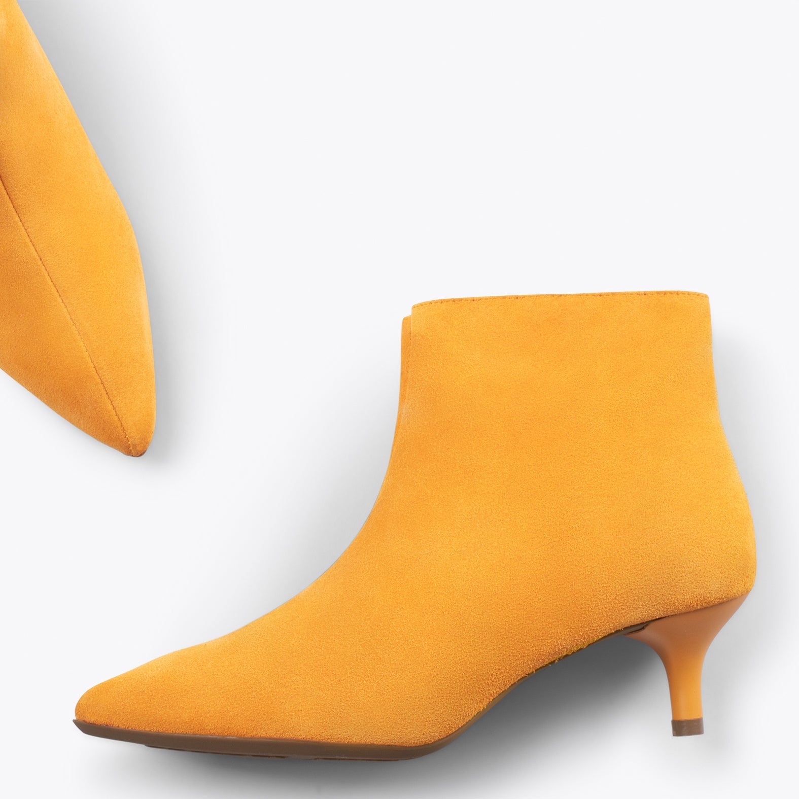 OUTFIT - Botines elegantes de tacón bajo de aguja AMARILLO