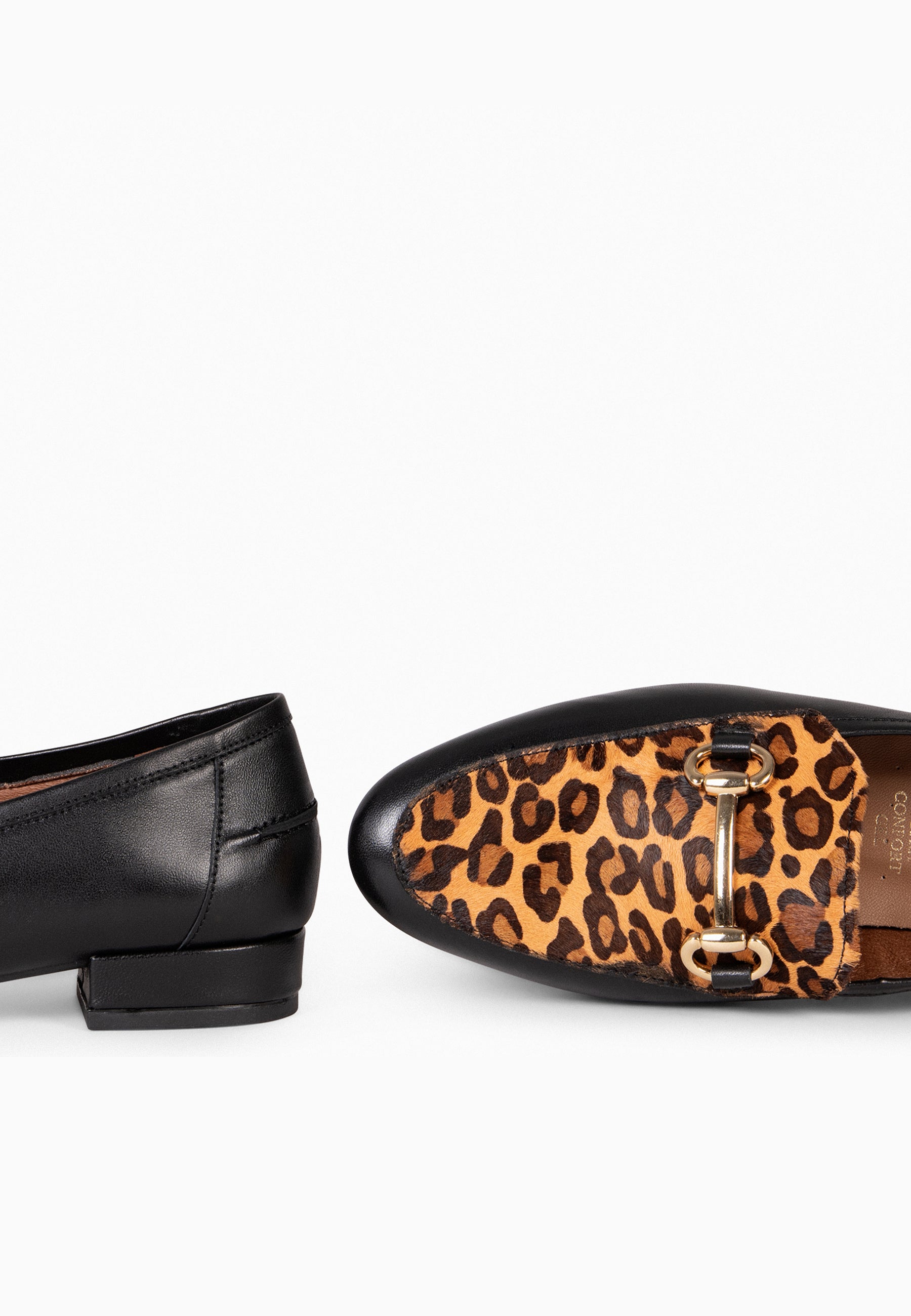STYLE SAUVAGE - Mocasín tacón bajo LEOPARDO