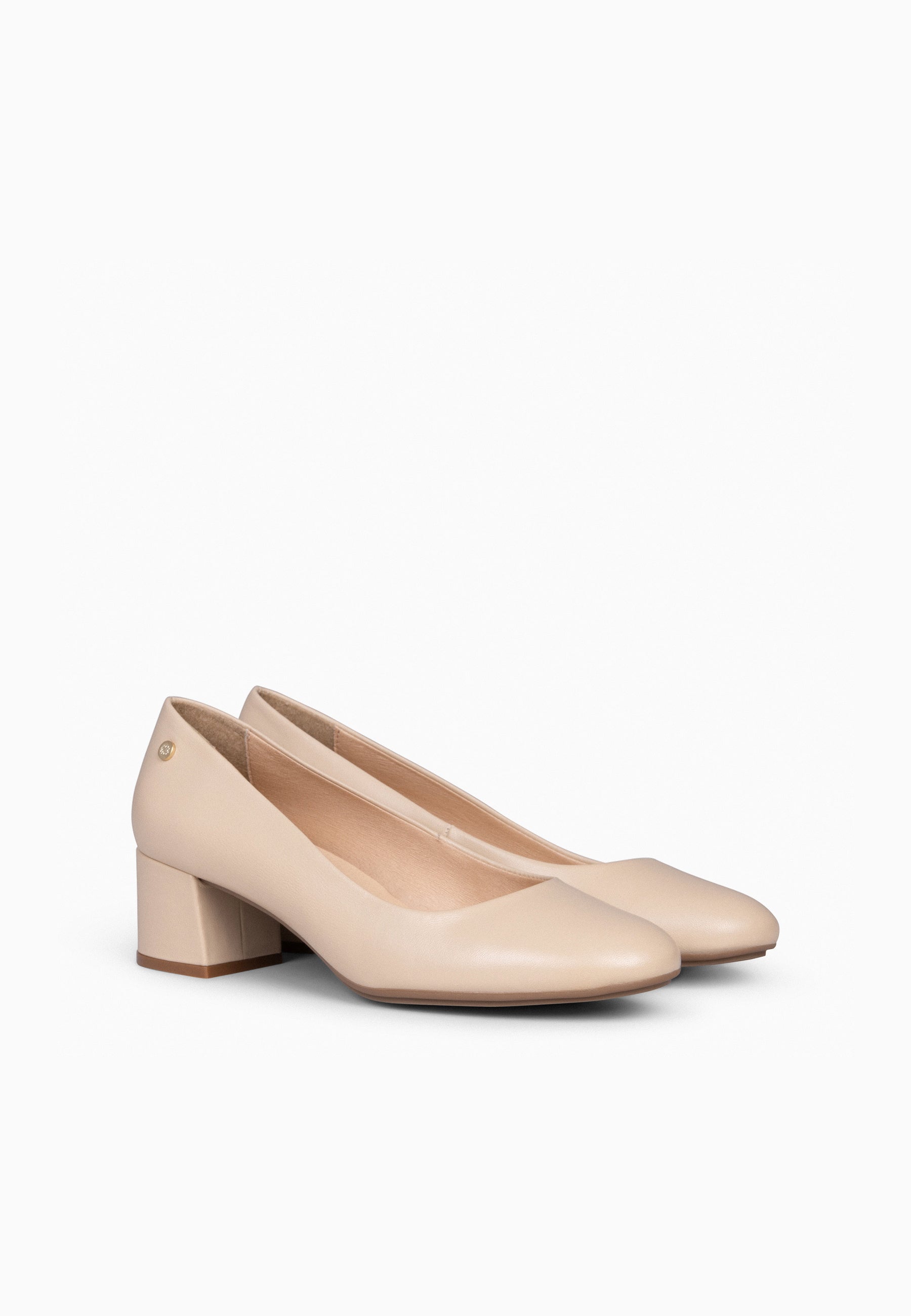 URBAN REDONDO SALÓN – Zapatos de tacón bajo de napa BEIGE