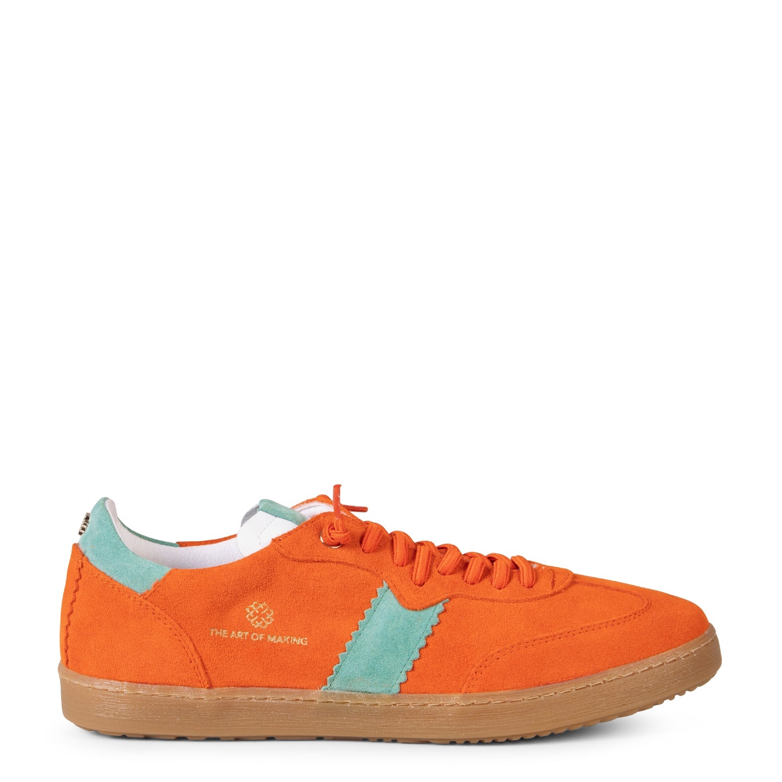 STÜDIO 01 - Deportivos NARANJA