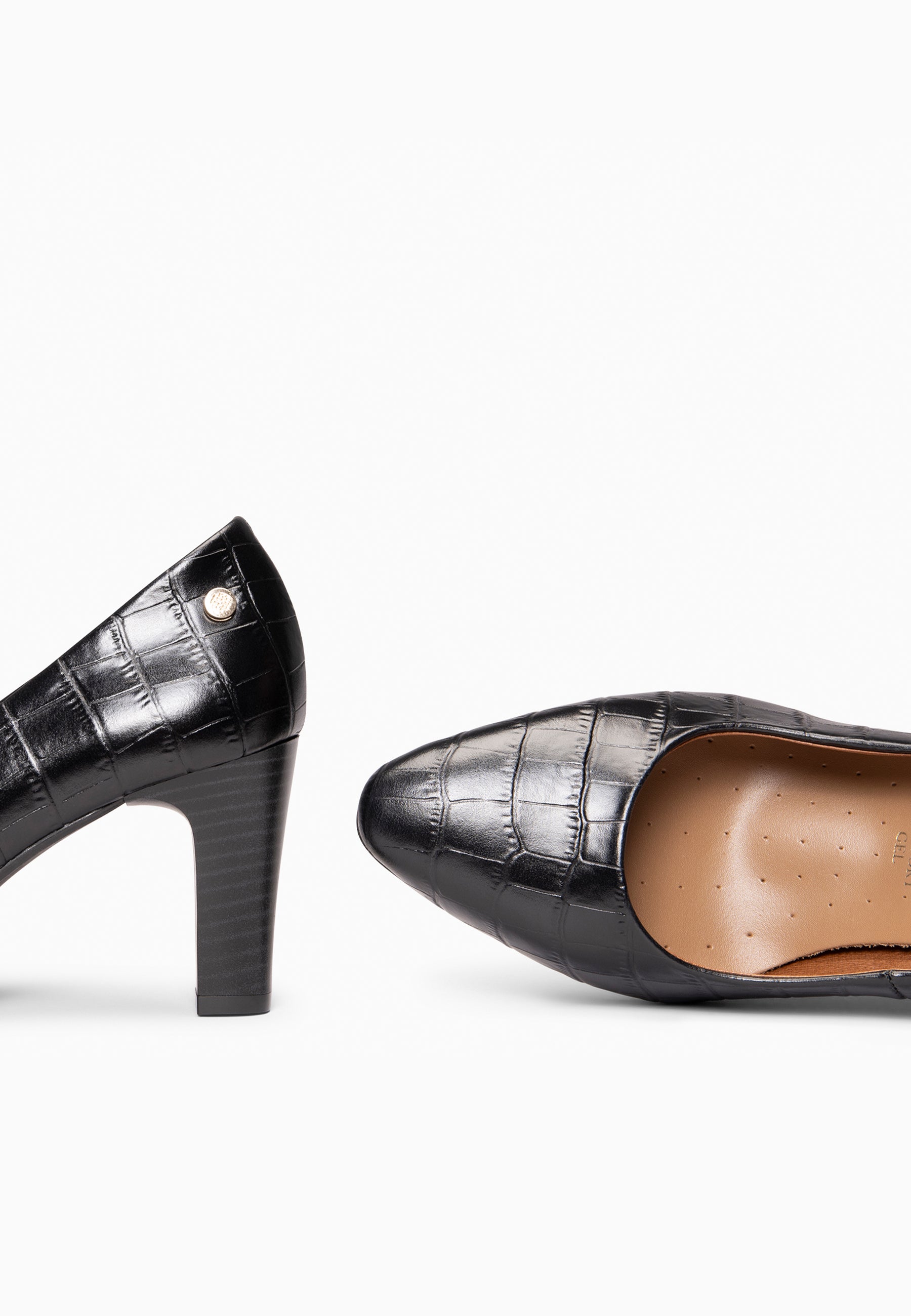 SABELA COCO – Zapato de tacón medio en piel NEGRO