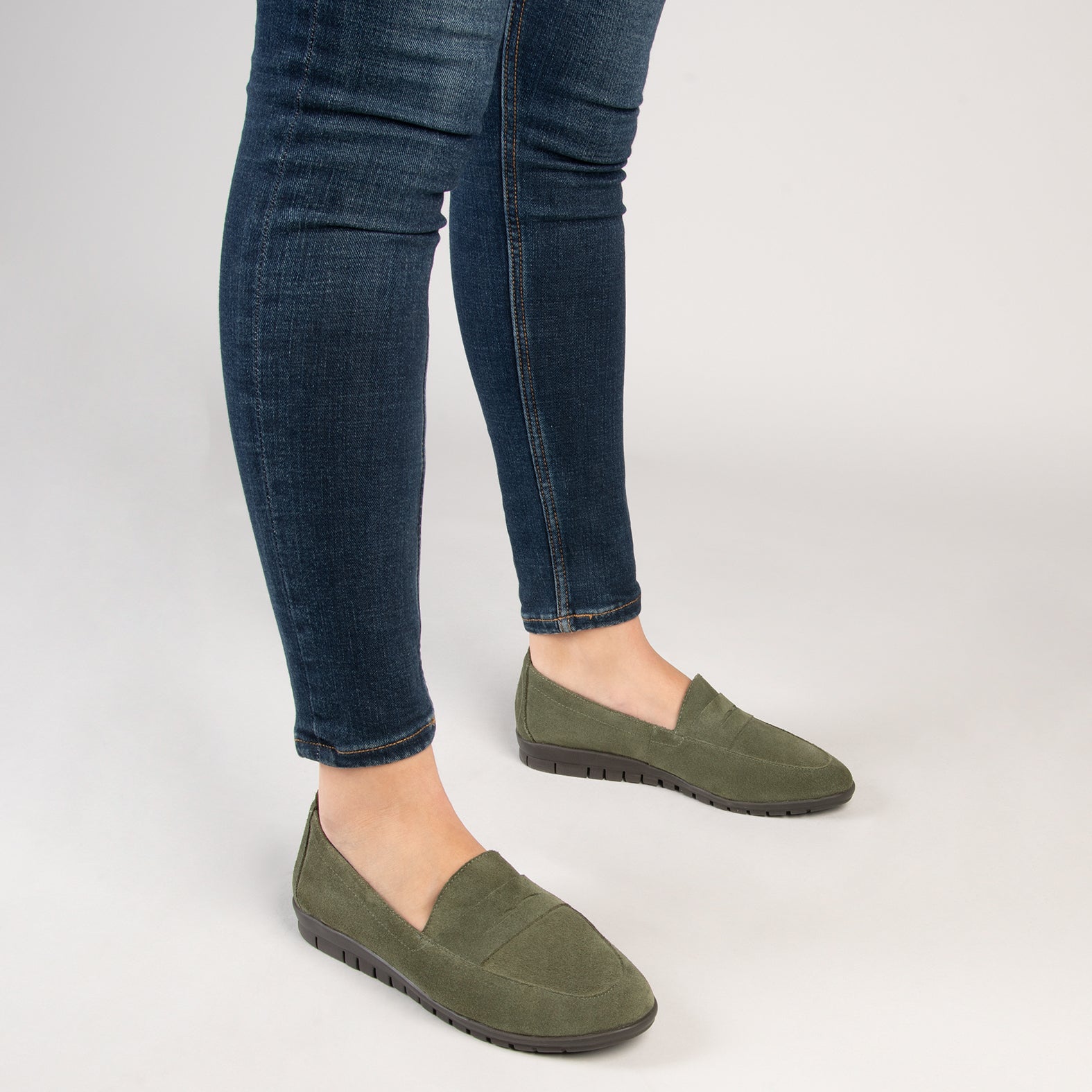 360 - Mocasines con antifaz VERDE