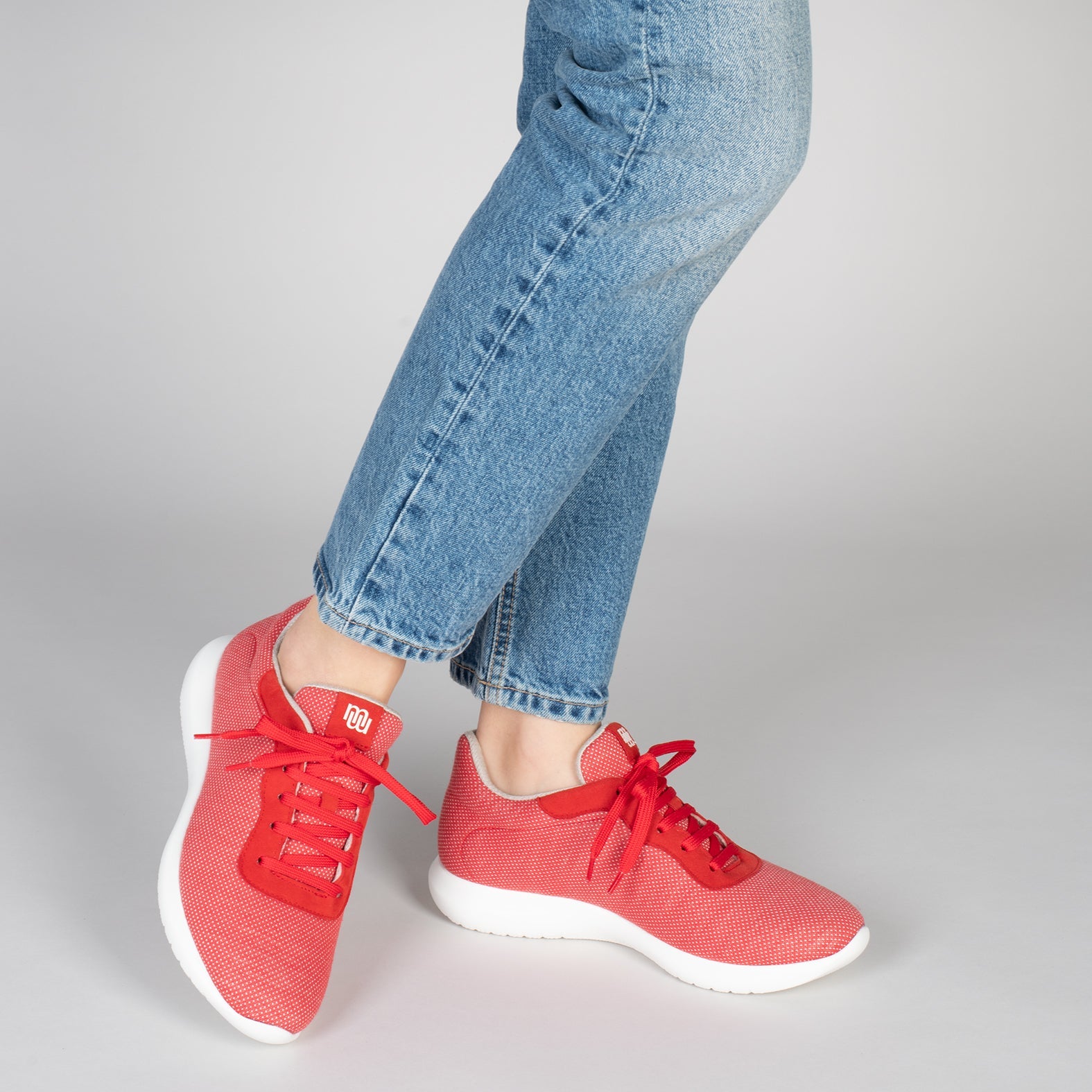 YOGA – Zapatillas deportivas de lana merino ROJO