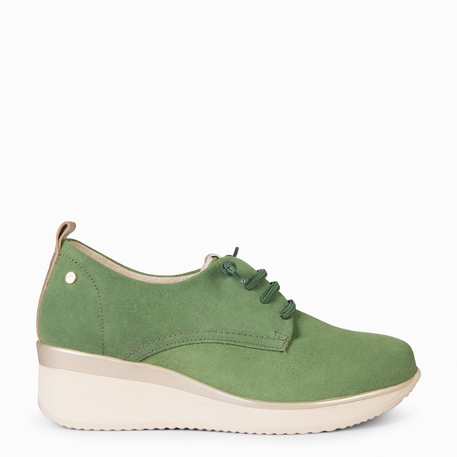 CASSEL - DEPORTIVA CON CUÑA VERDE