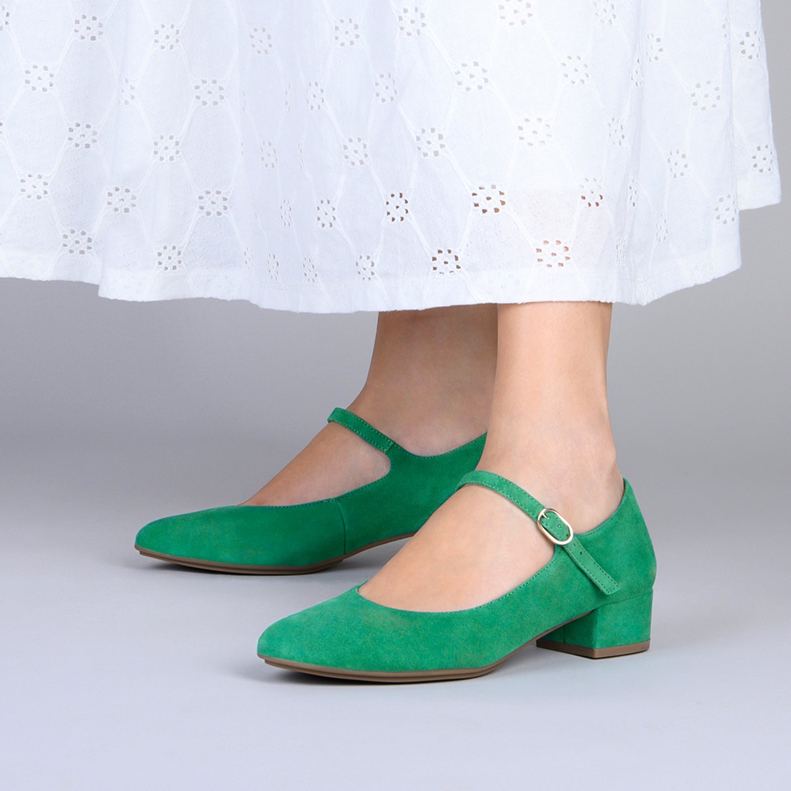 NORA - Merceditas con tacón bajo VERDE