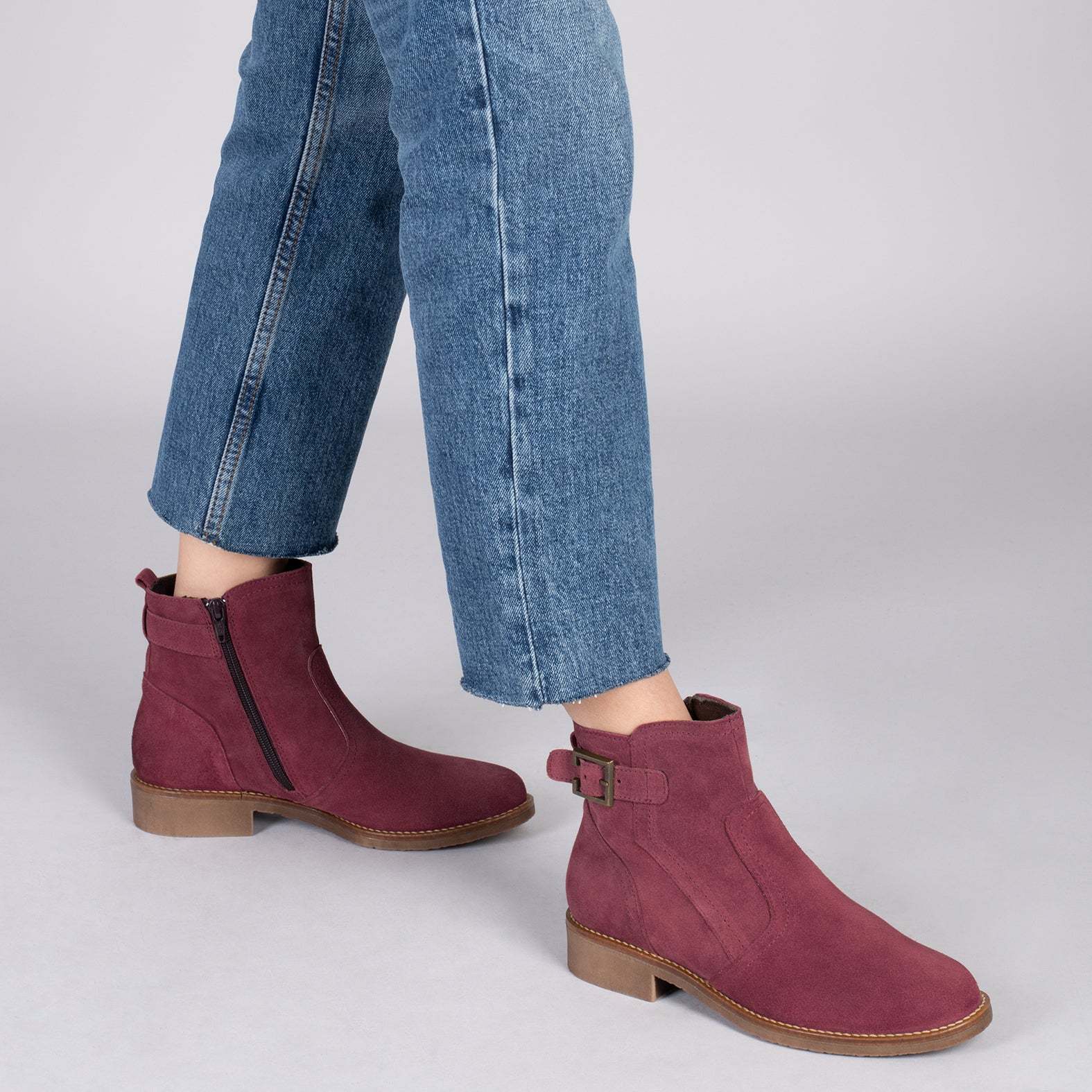BIKER – Botines bajos con hebilla BURDEOS