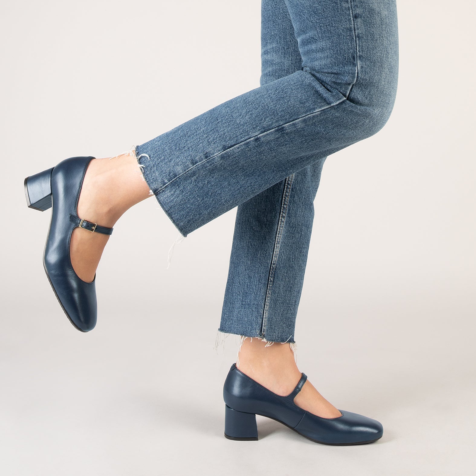 BELLA - Zapatos con pulsera y puntera cuadrada MARINO