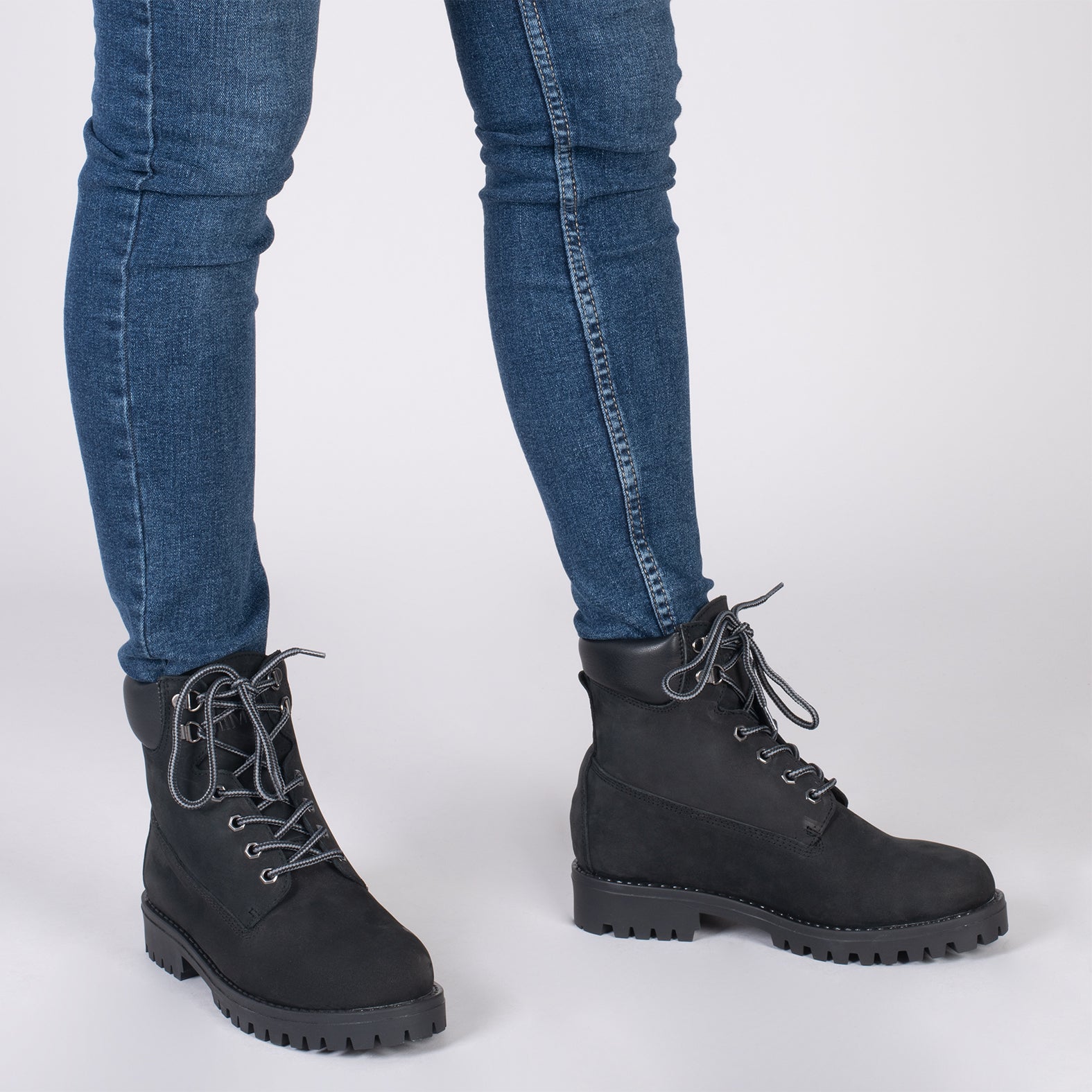 AVIADOR – Botas de montaña para mujer nobuck NEGRO