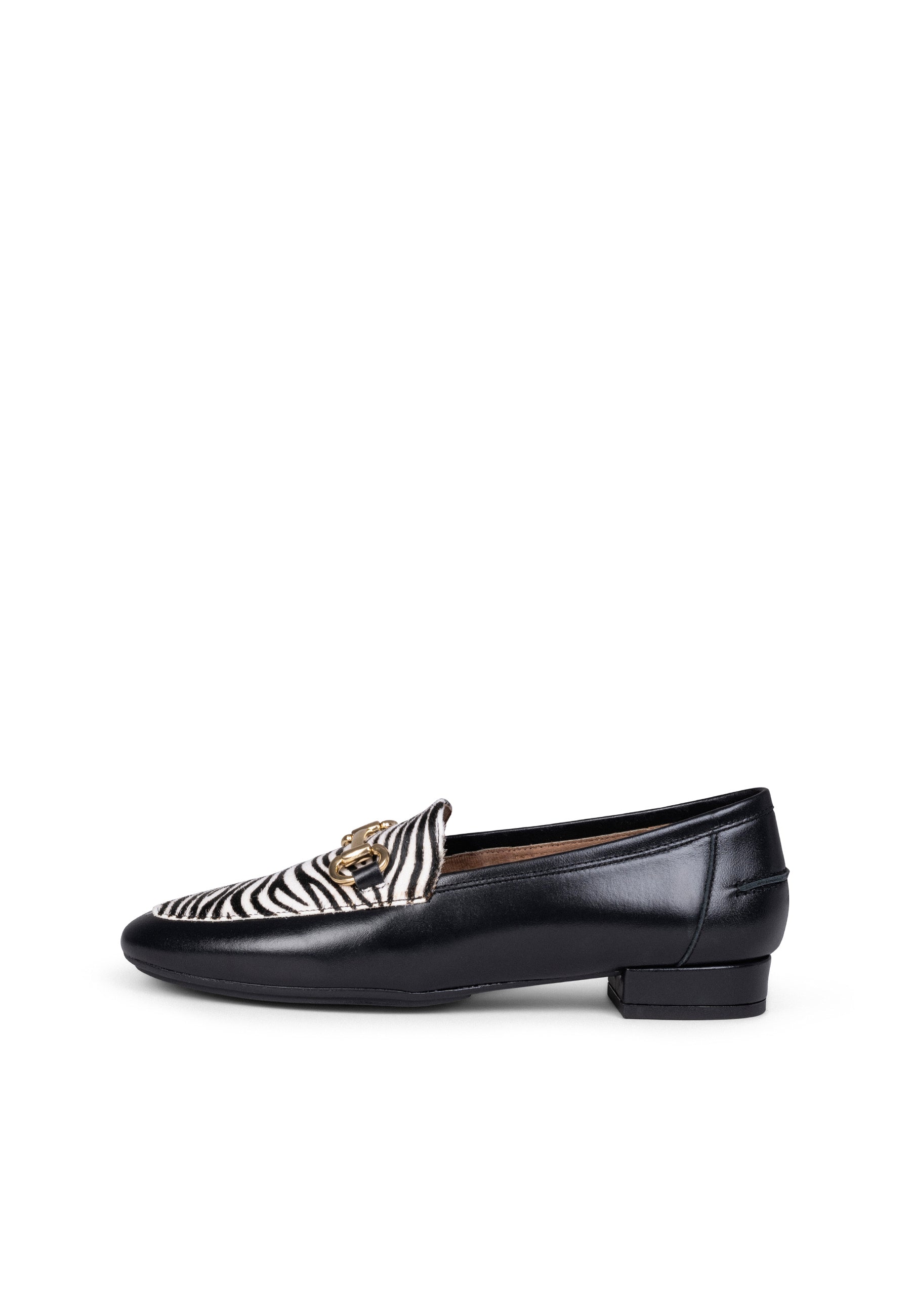STYLE SAUVAGE - Mocasín tacón bajo CEBRA