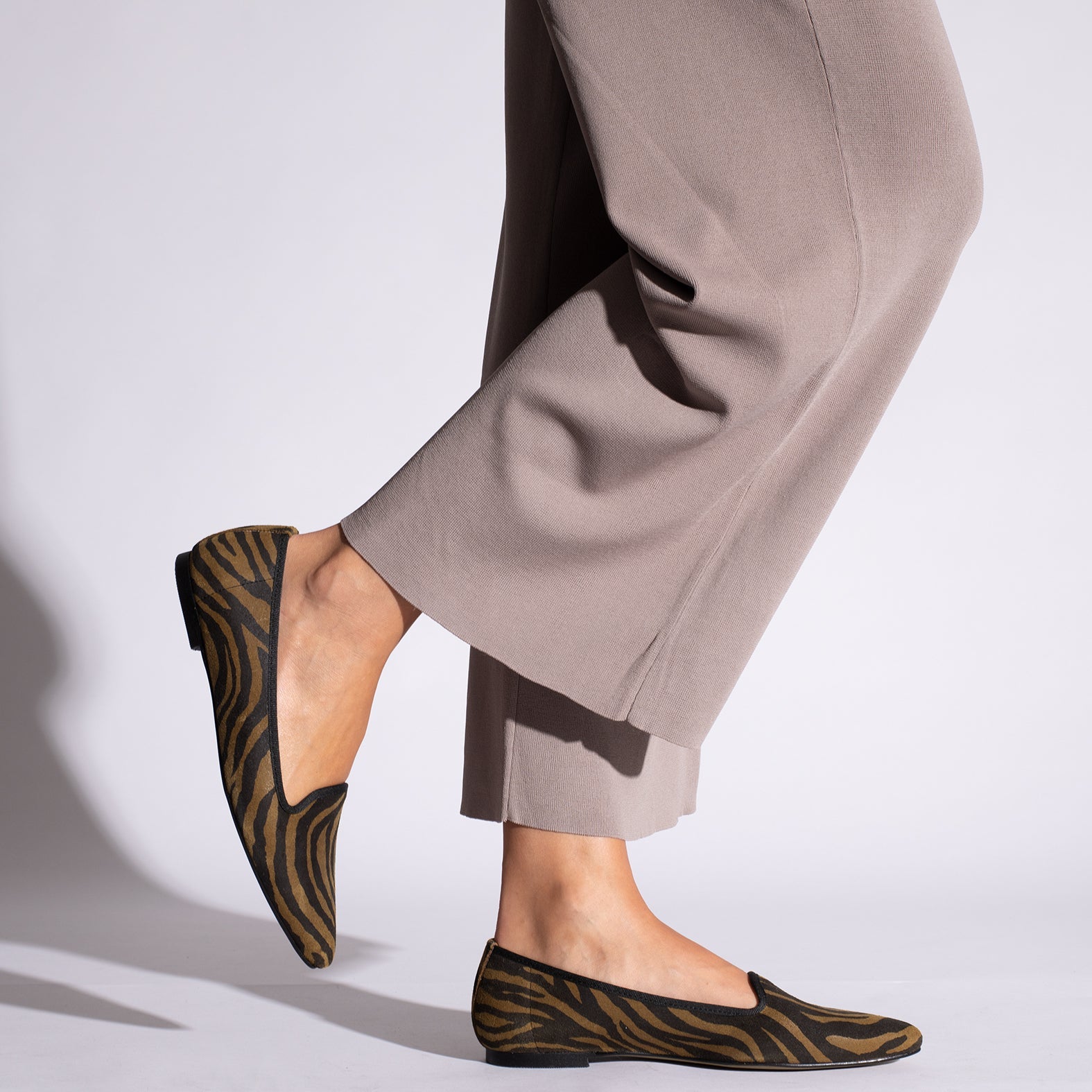 SLIPPER ZEBRA - Slipper Animal Print CUERO ZEBRA