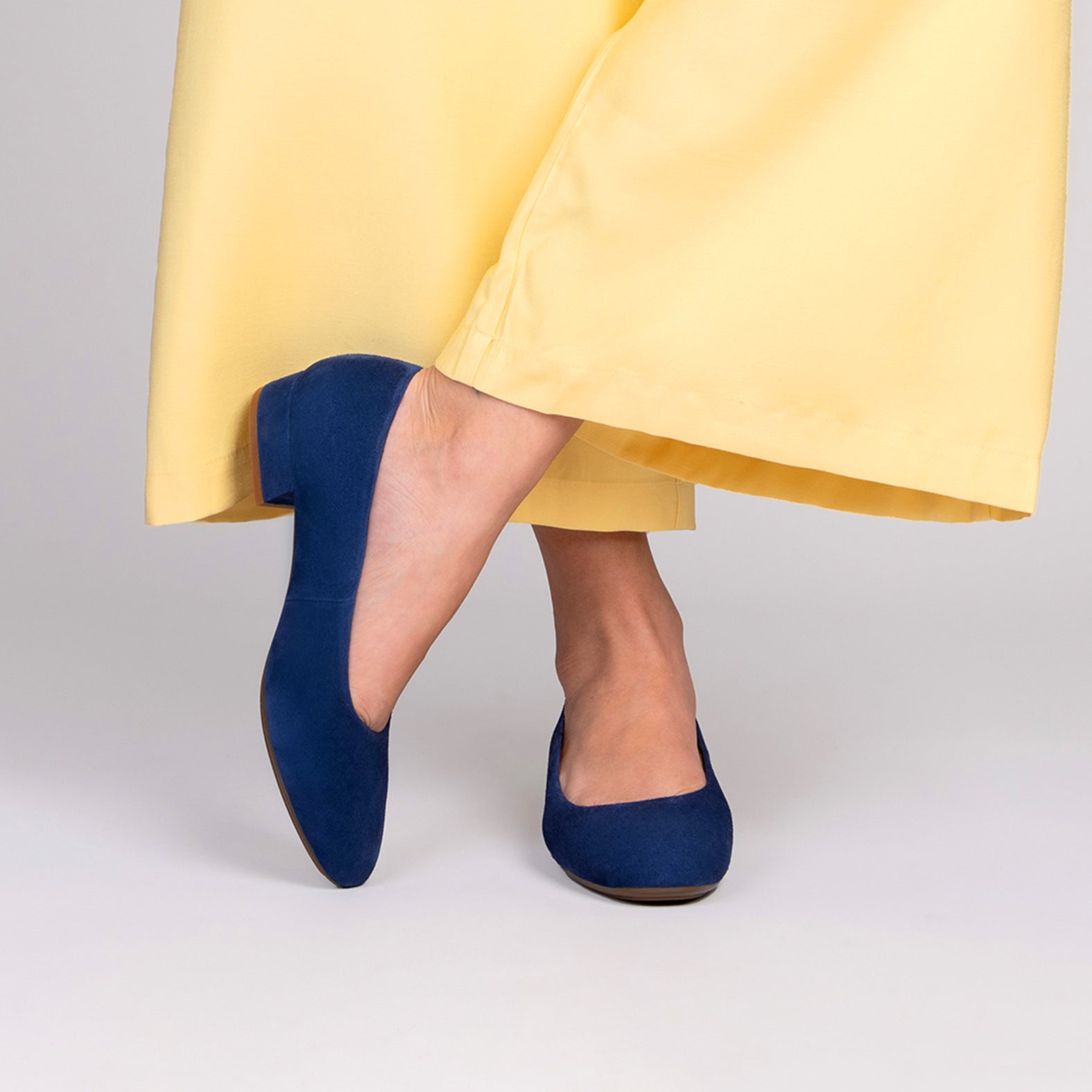 URBAN XS - Zapatos de tacón bajo de ante MARINO