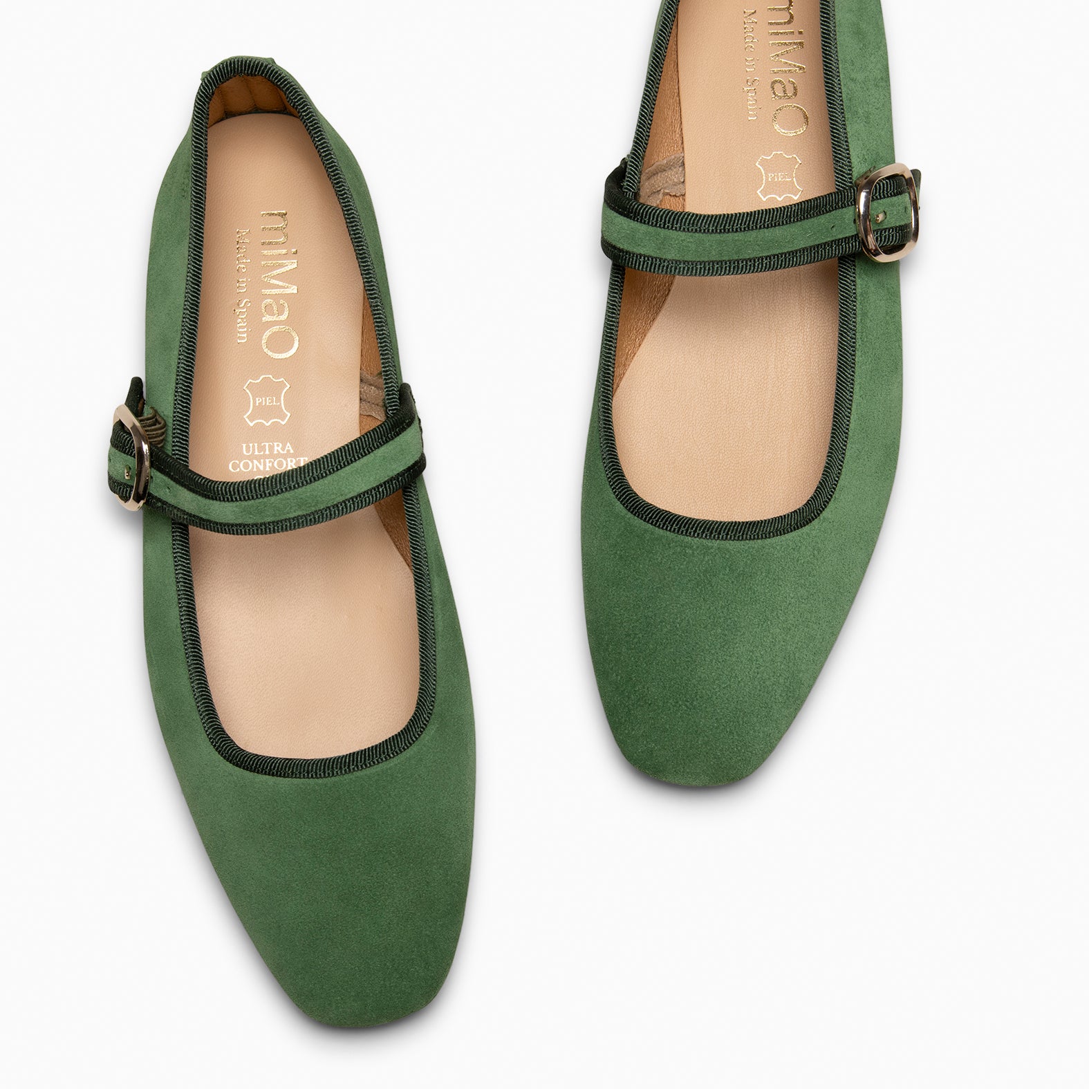 CLARA - Mercedita con puntera cuadrada VERDE