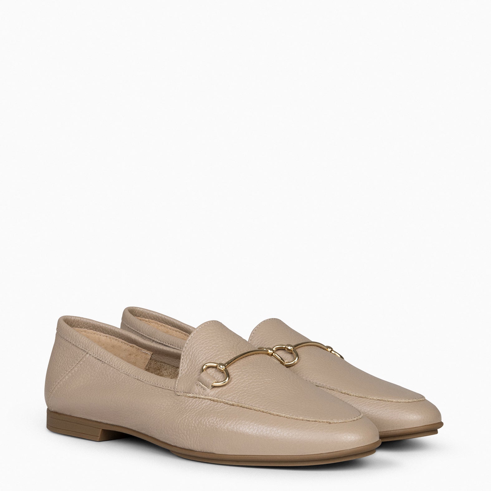STYLE – Mocasines planos TAUPE con adorno metalizado