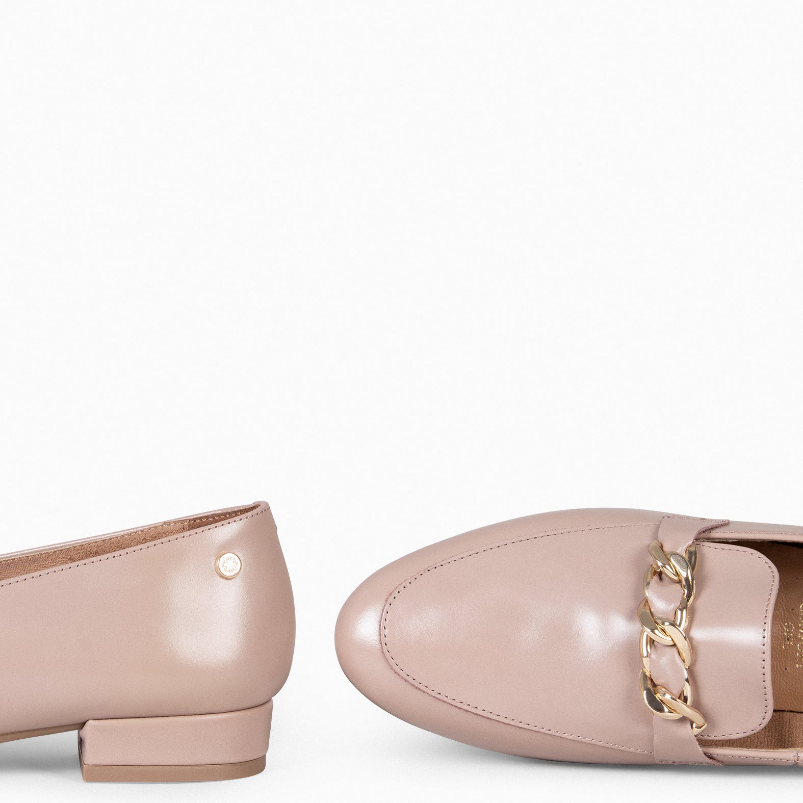 CHAIN – Mocasines planos con adorno metalizado NUDE