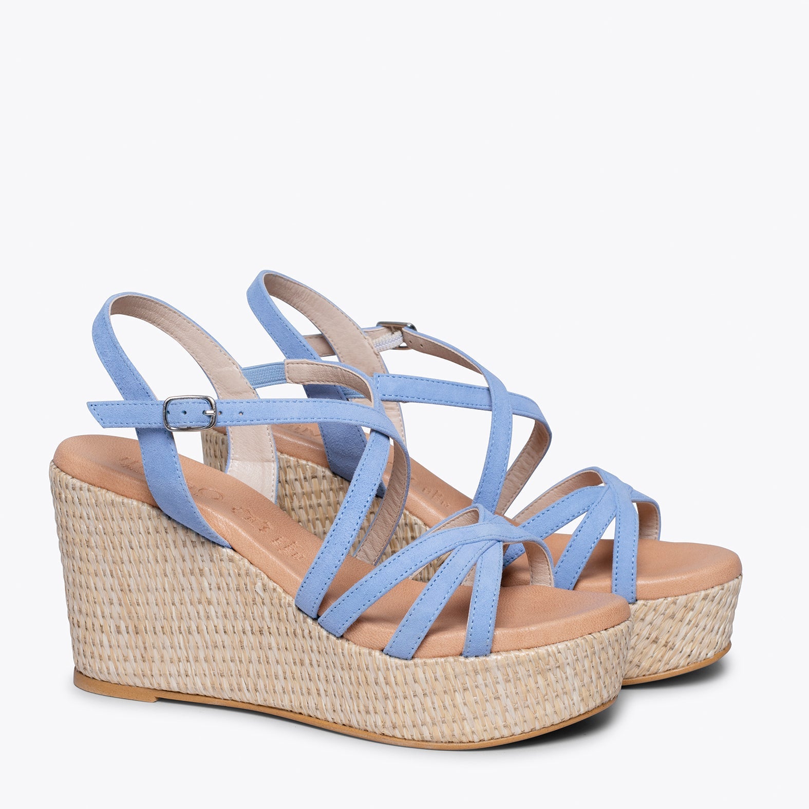 MICONOS Cuña con plataforma de rafia y tiras cruzadas AZUL CLARO