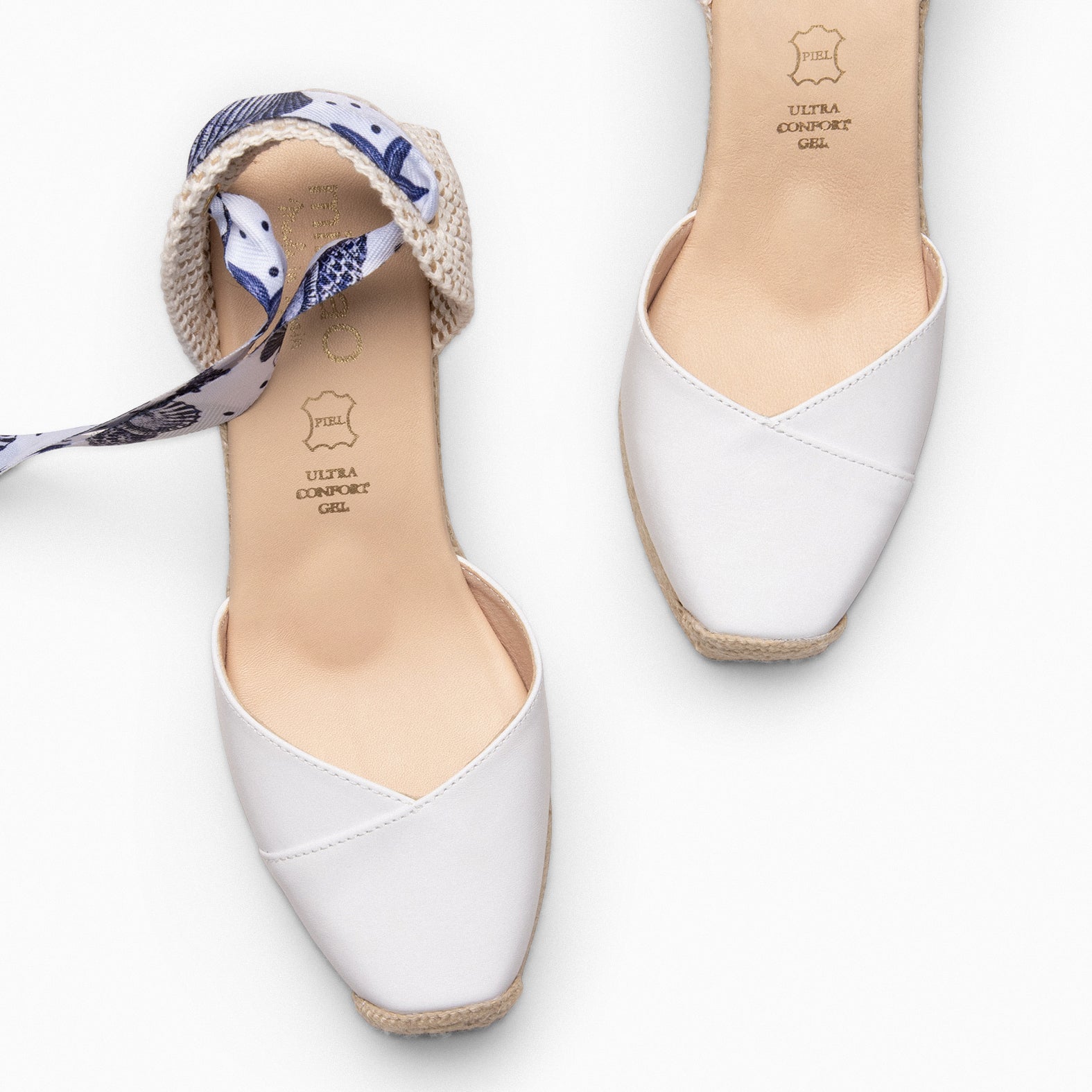 ARUBA - CUÑAS DE ESPARTO CON LAZO ESTAMPADO BLANCO