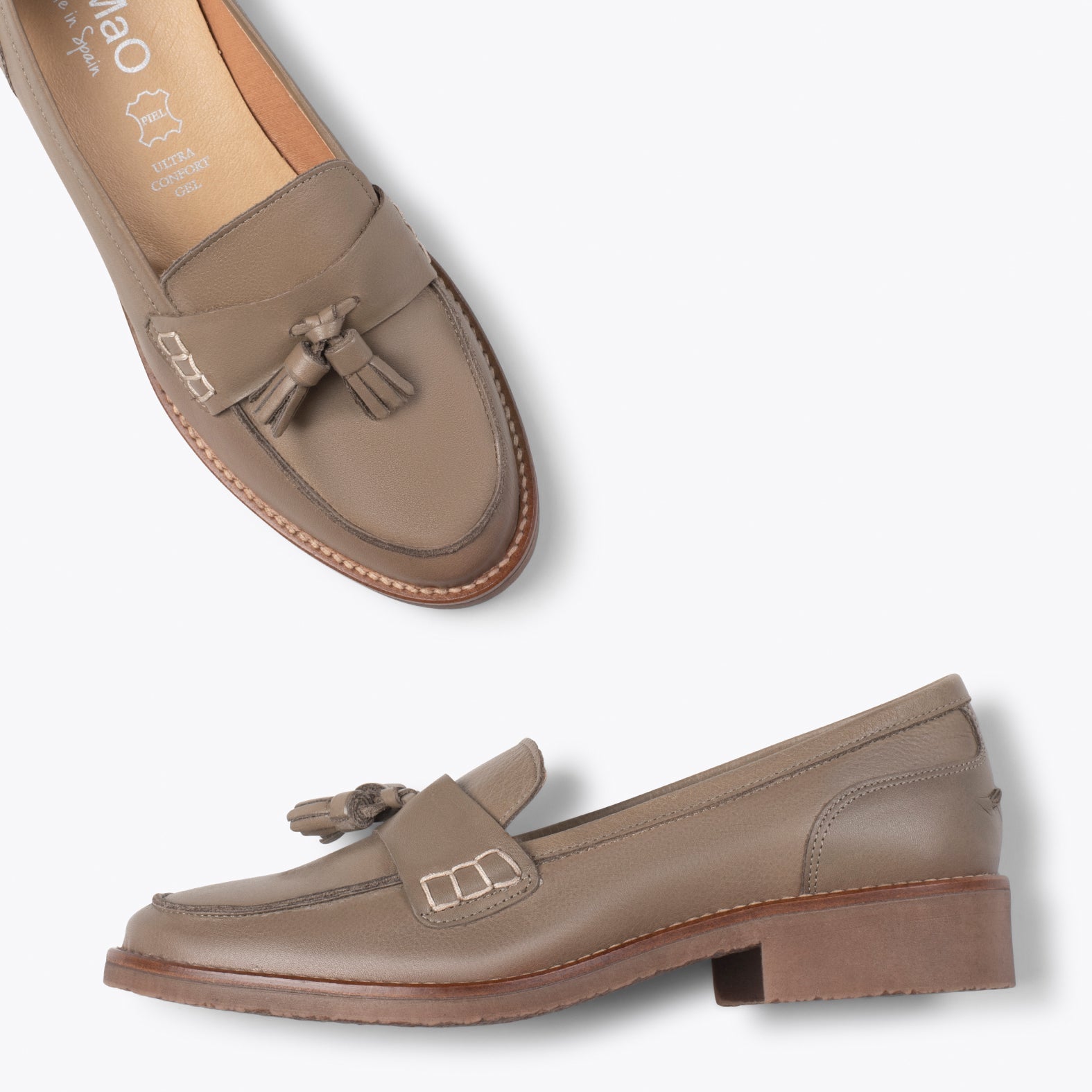 CASTELLANO CASUAL – Mocasín de napa con borla TAUPE
