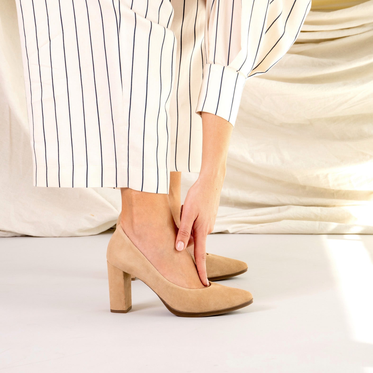 URBAN - Zapatos de tacón alto de ante CAMEL