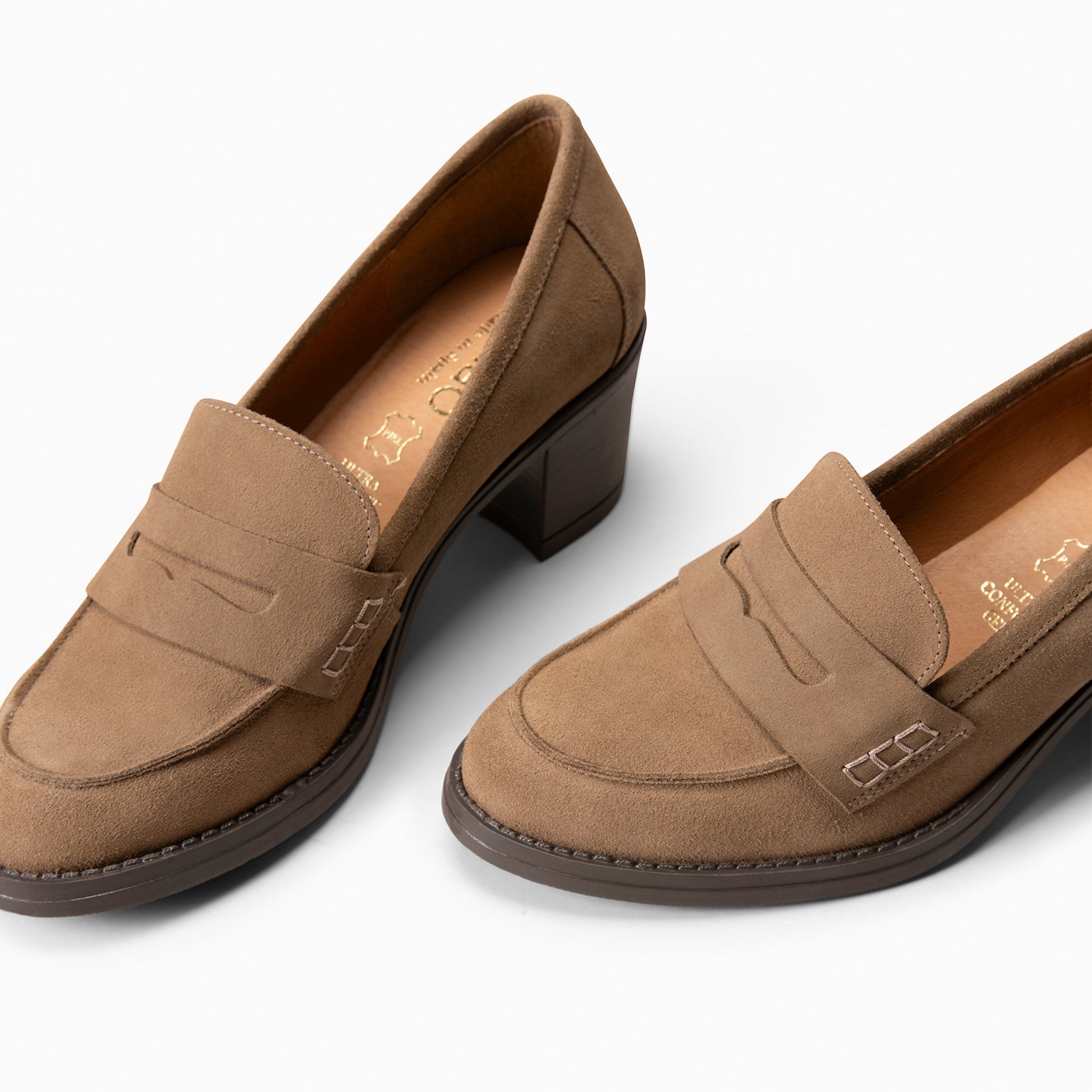 LATTÉ – Mocasín con tacón TAUPE