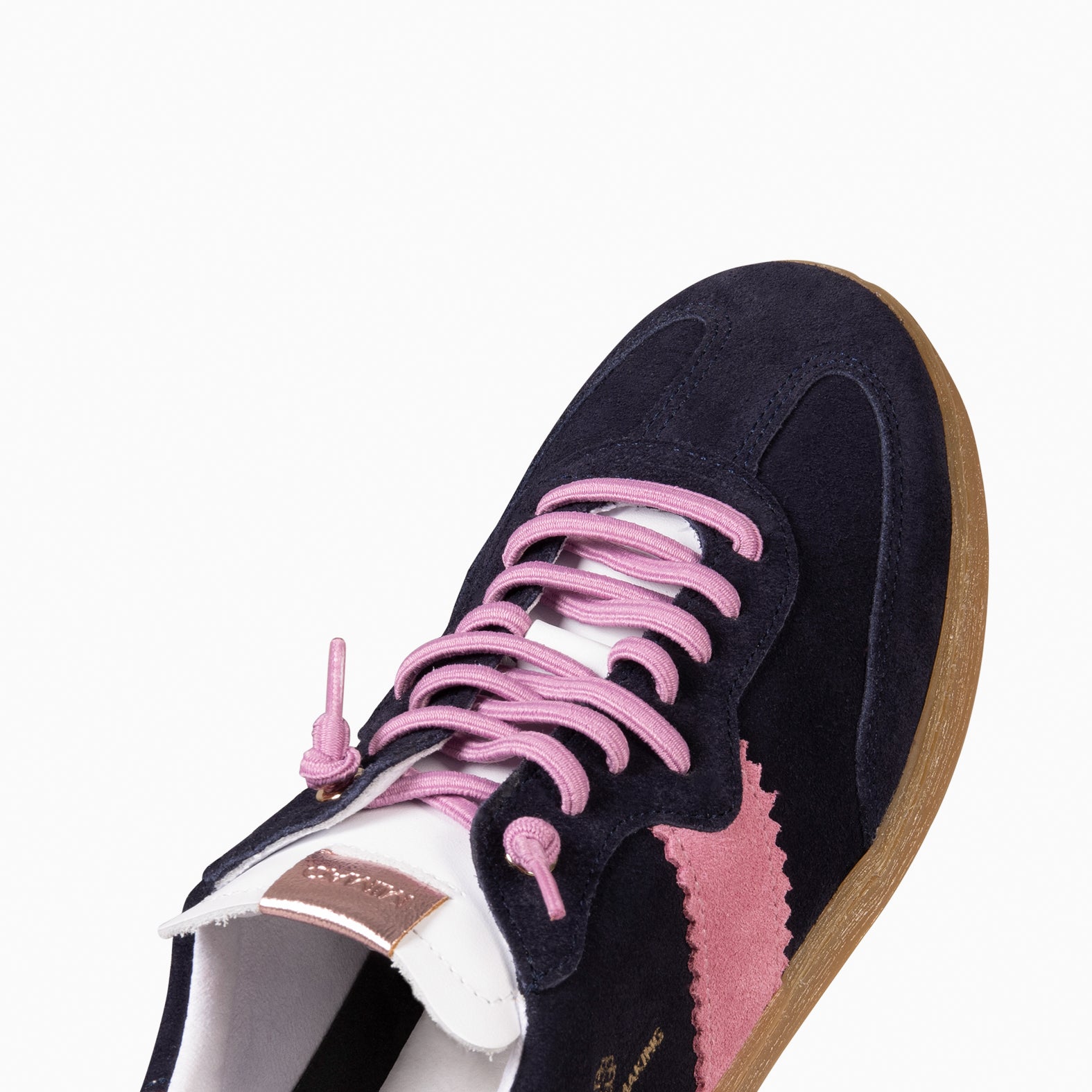 STÜDIO 01 - DEPORTIVOS NAVY