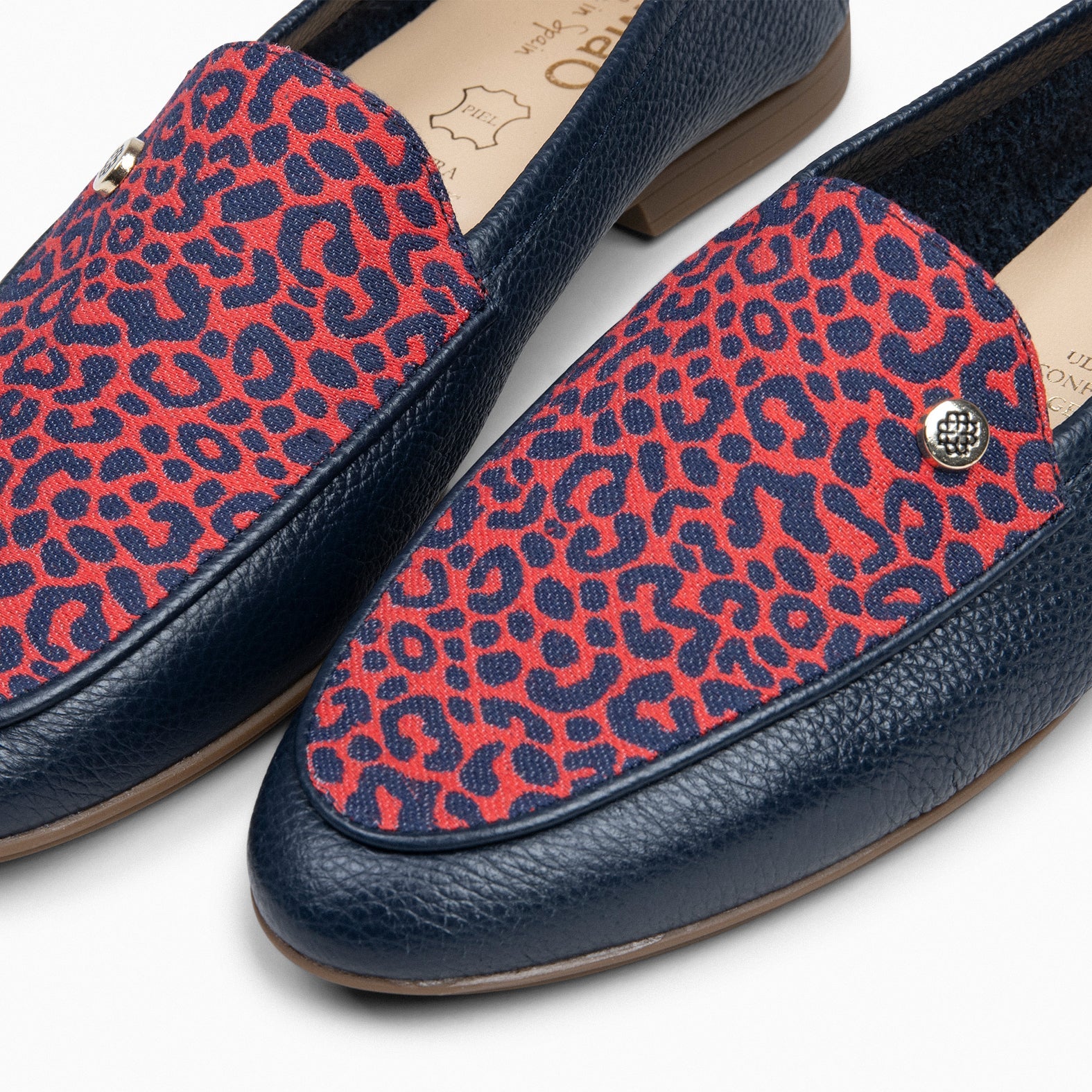 STYLE SAUVAGE - Mocasín tacón bajo MARINO