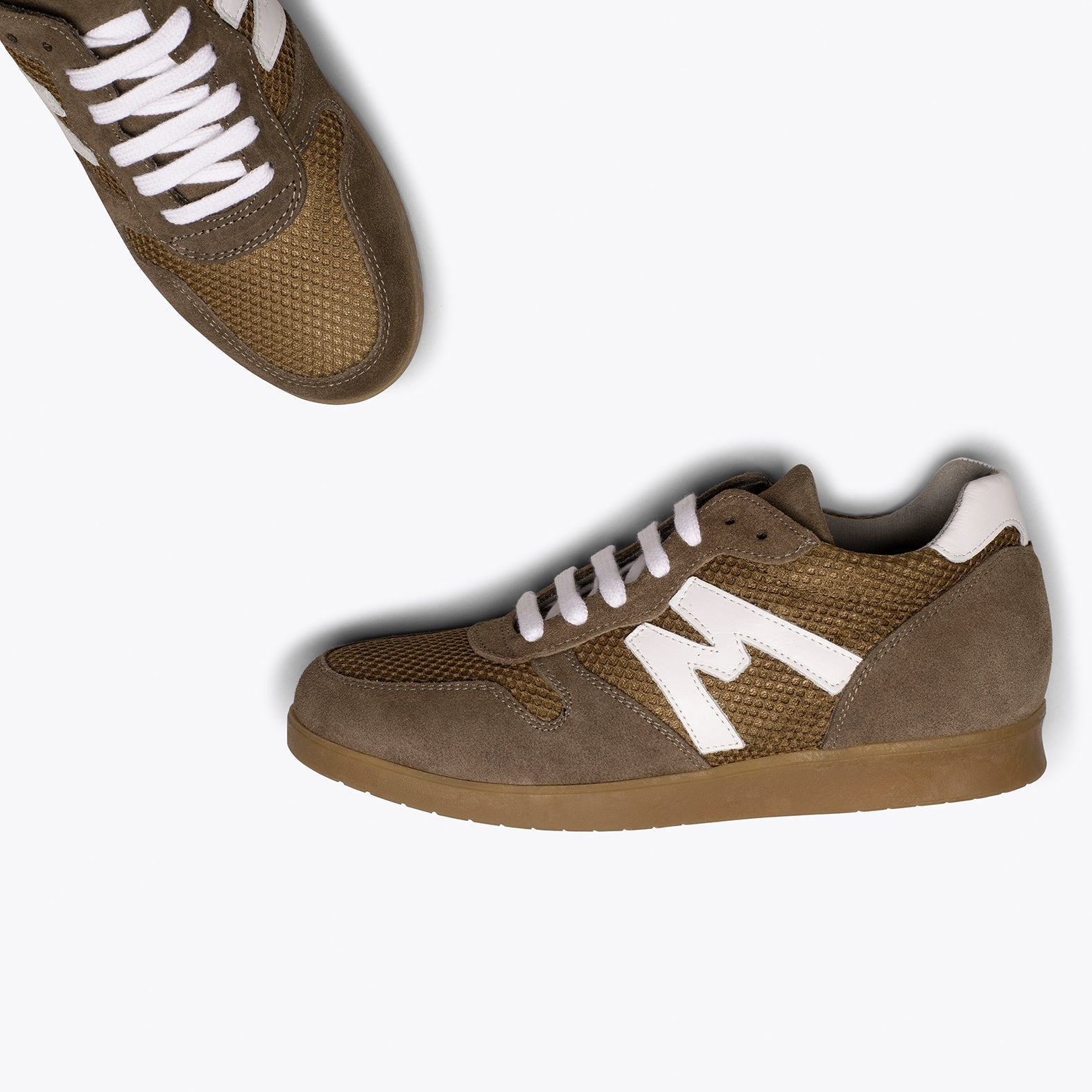 MOVE – Playera TAUPE de piel